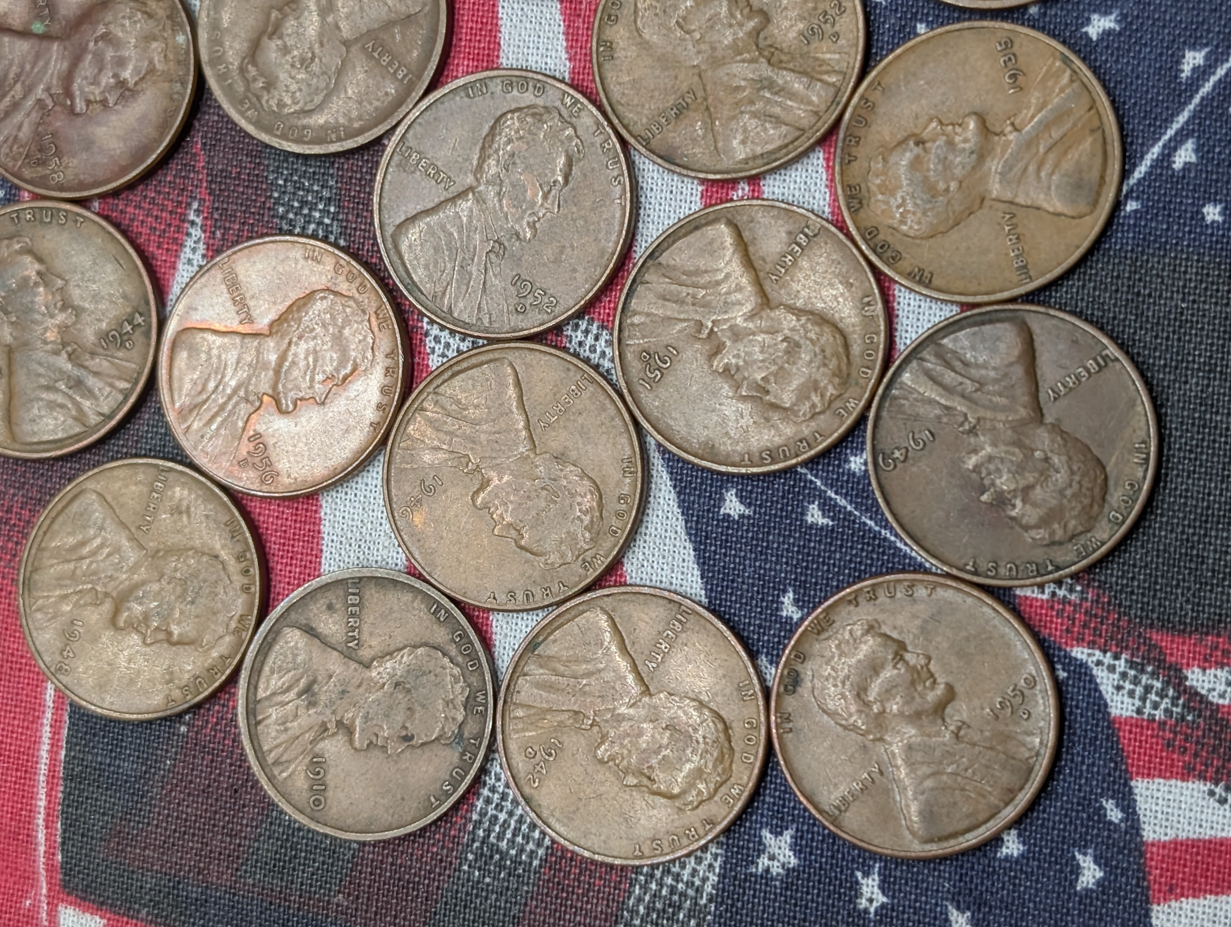 (25) Mixed Date Lincoln Wheat Cents