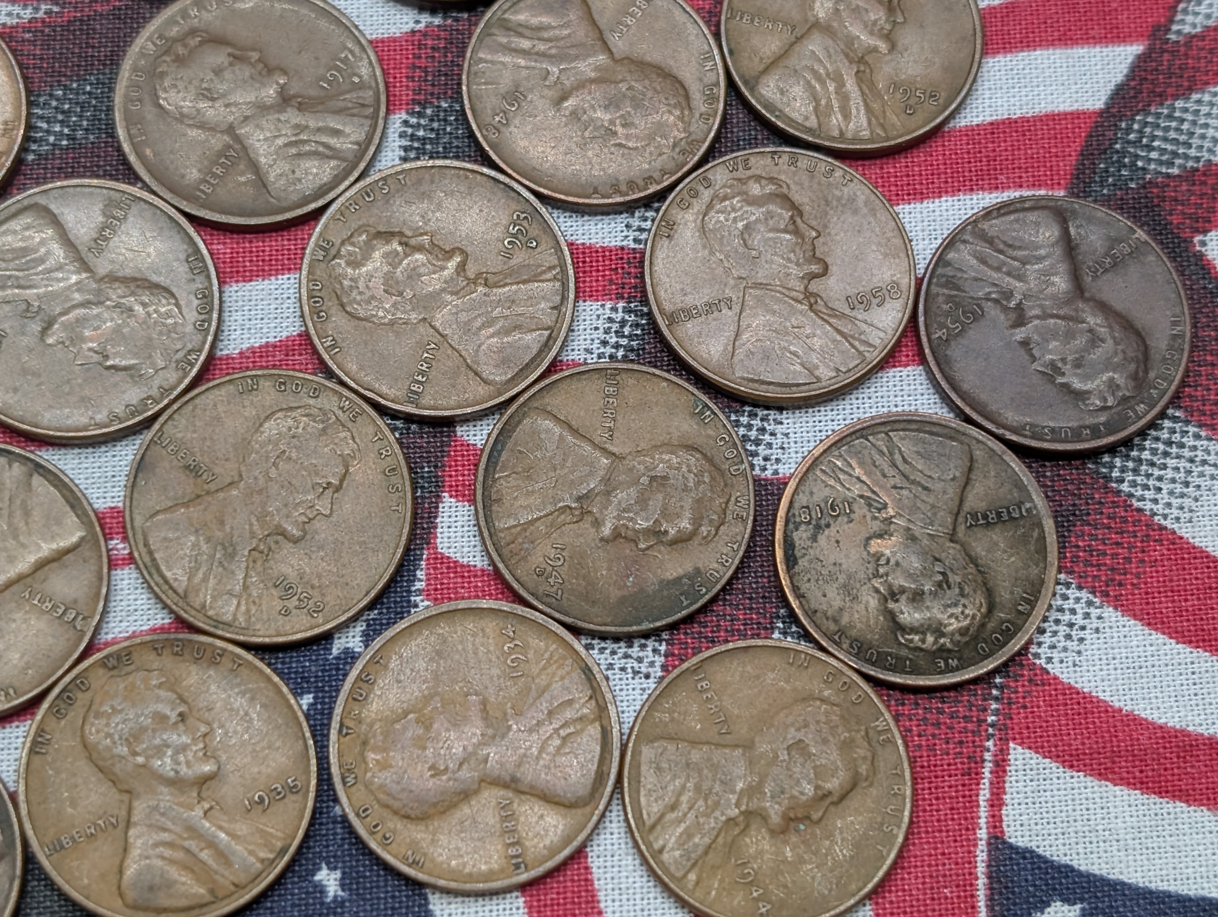 (25) Mixed Date Lincoln Wheat Cents