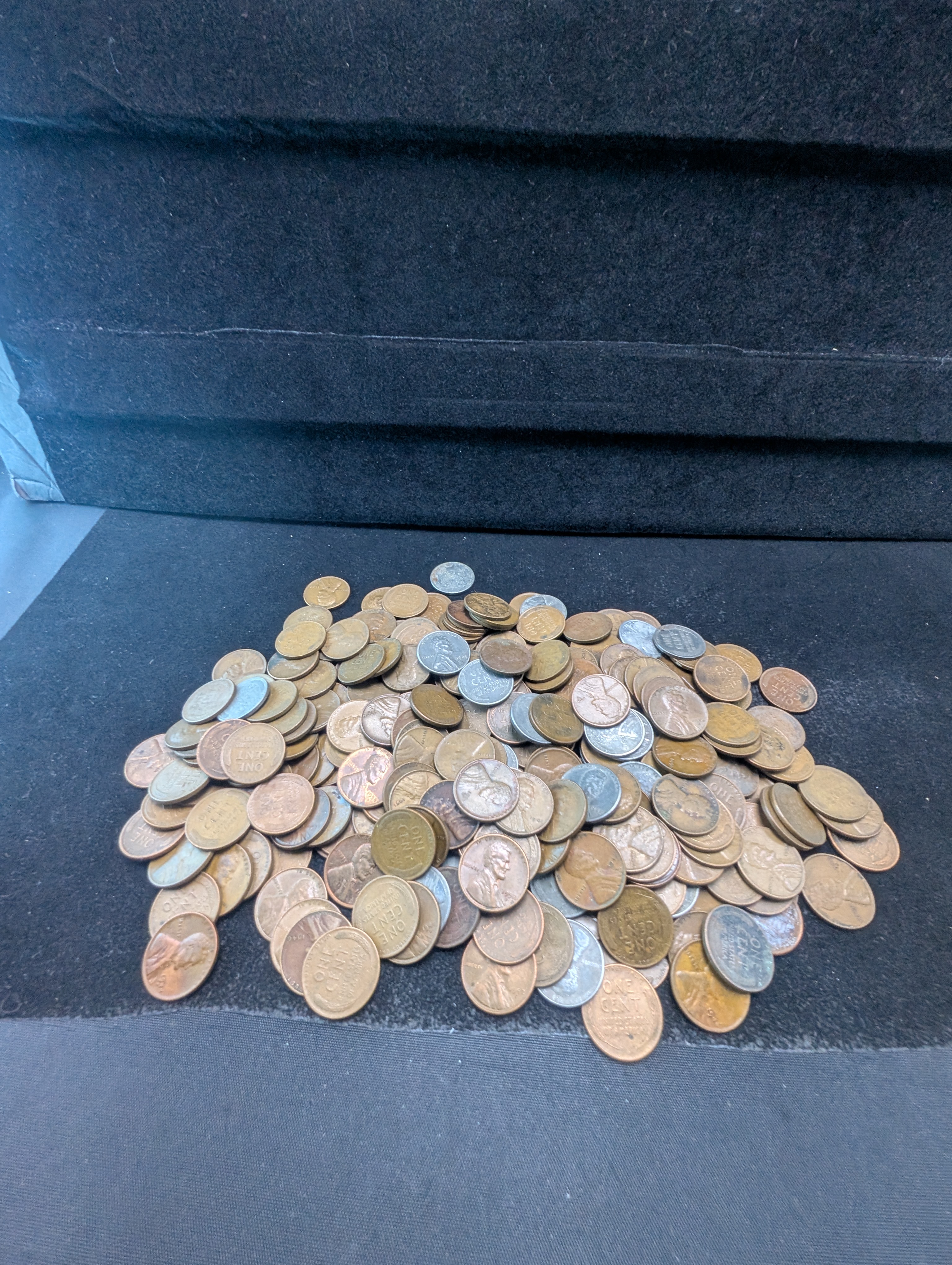 (270) Assorted Lincoln Wheat Cents