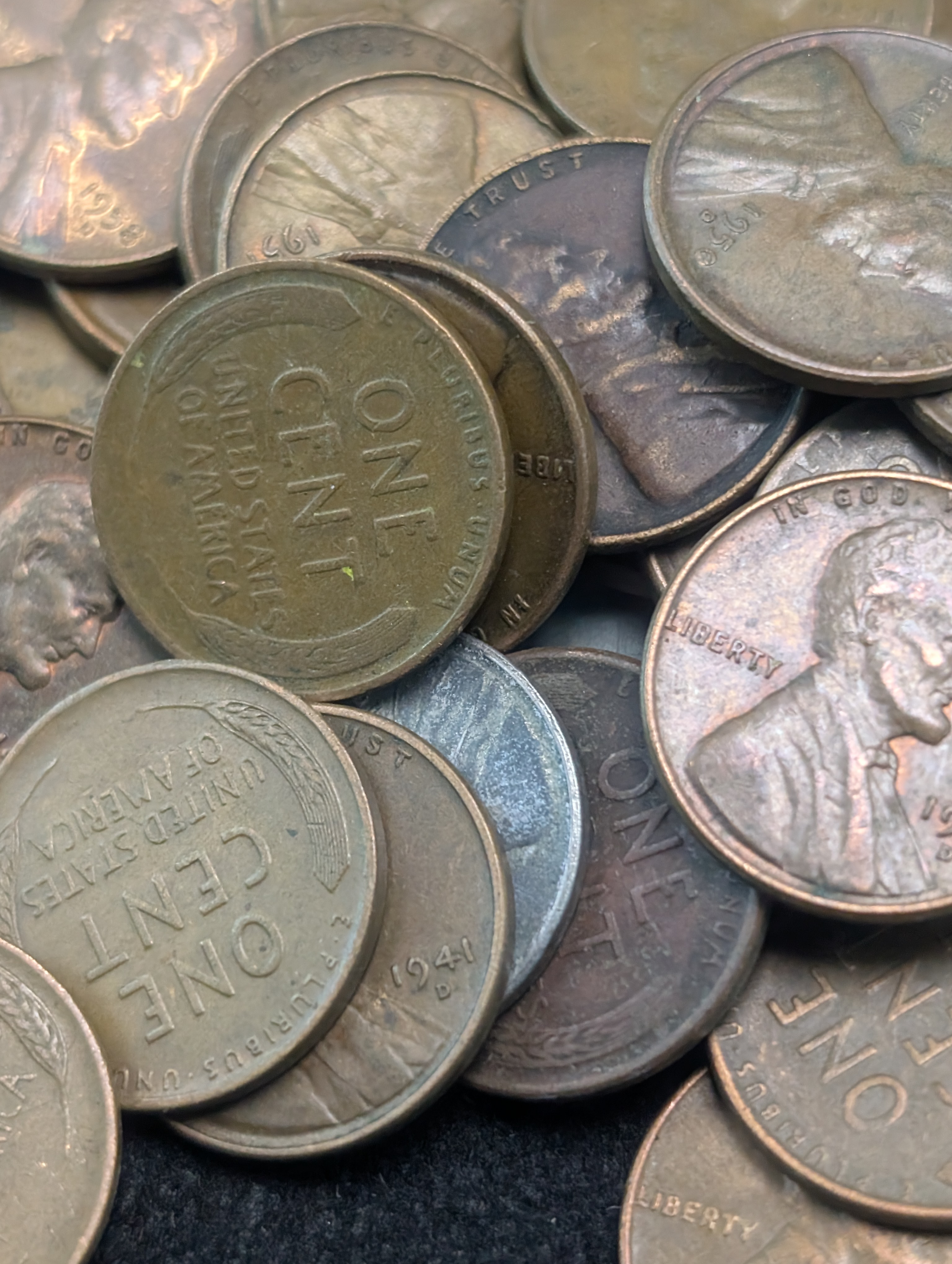 (270) Assorted Lincoln Wheat Cents