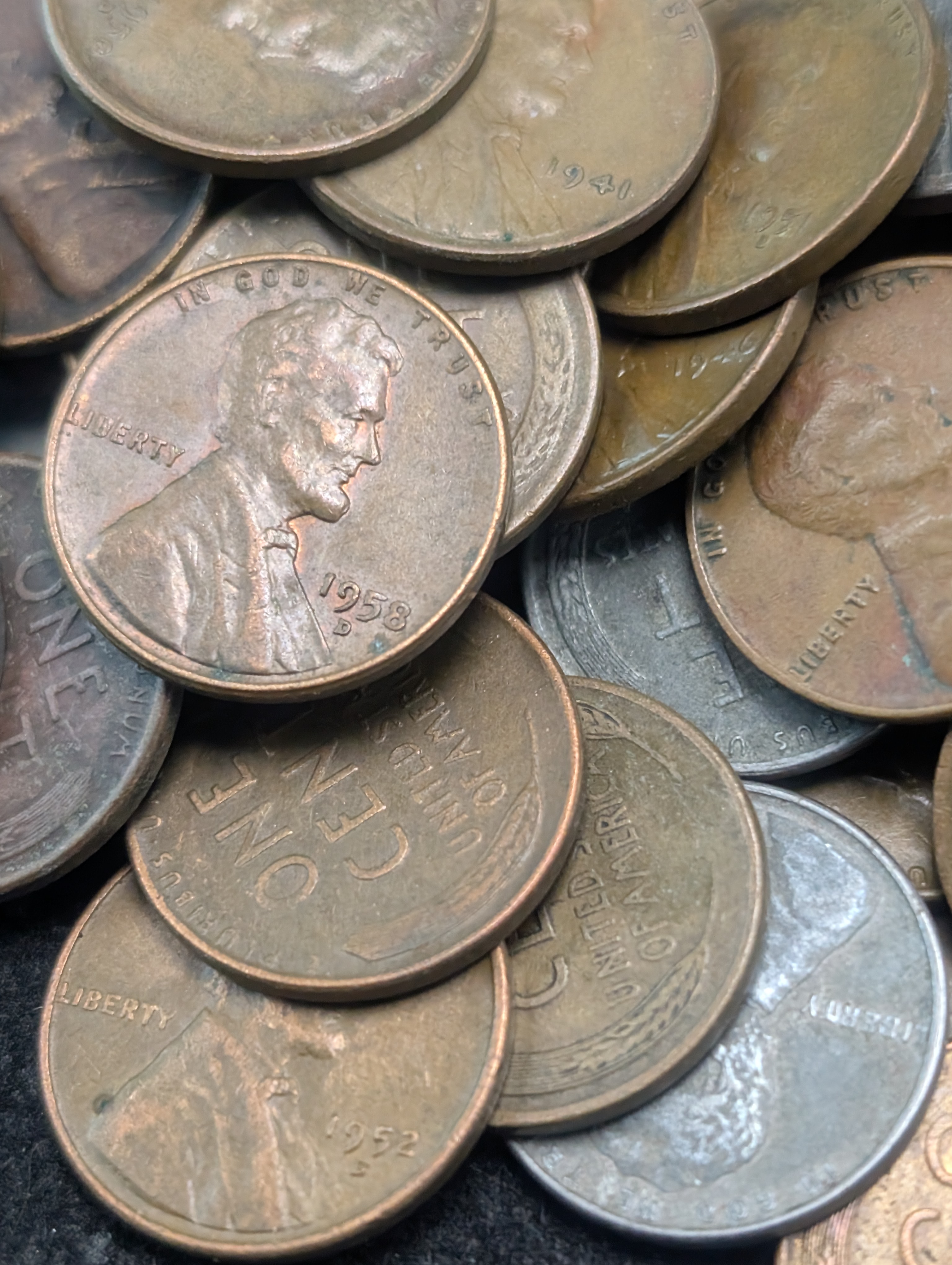 (270) Assorted Lincoln Wheat Cents