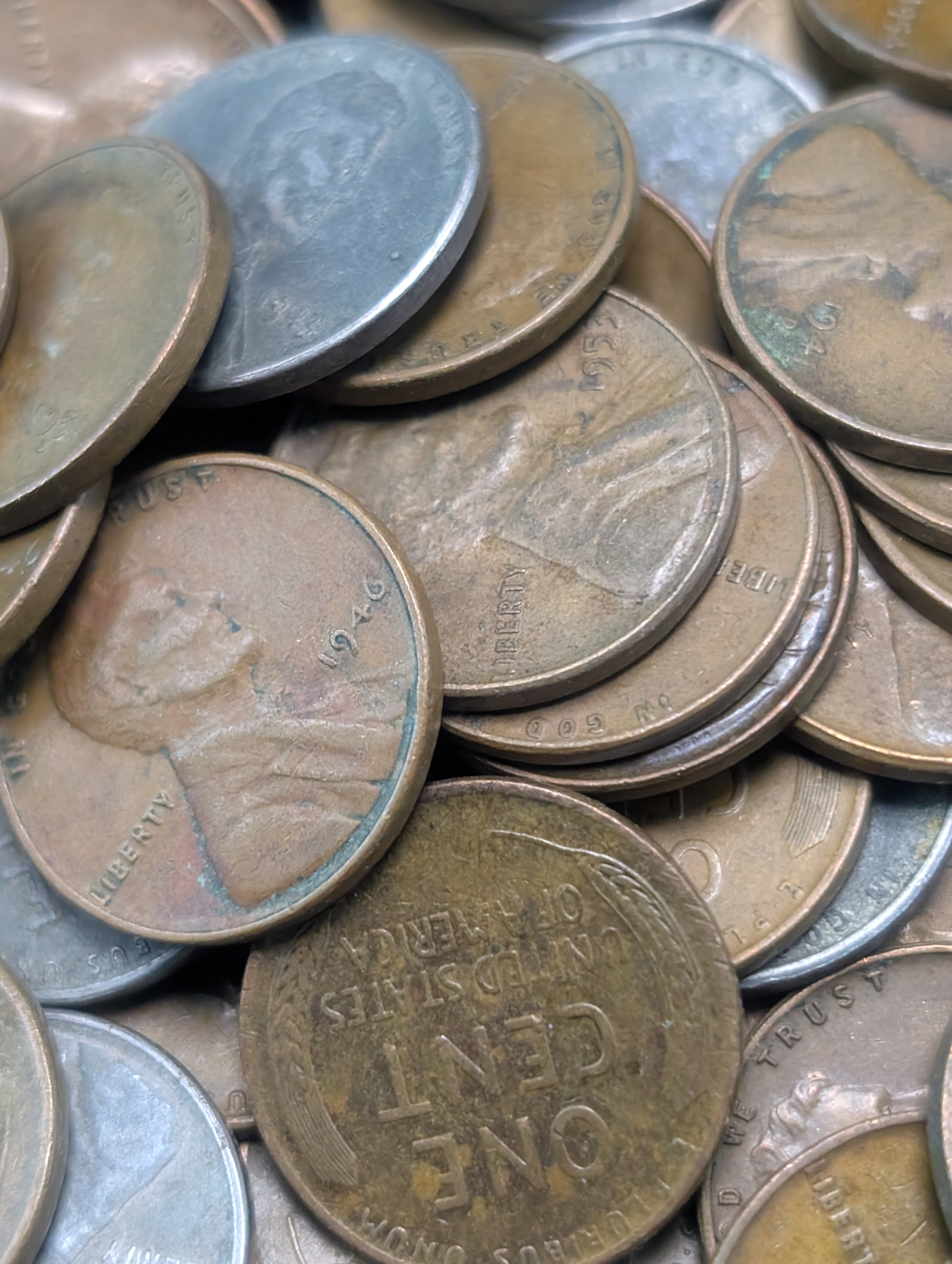 (270) Assorted Lincoln Wheat Cents