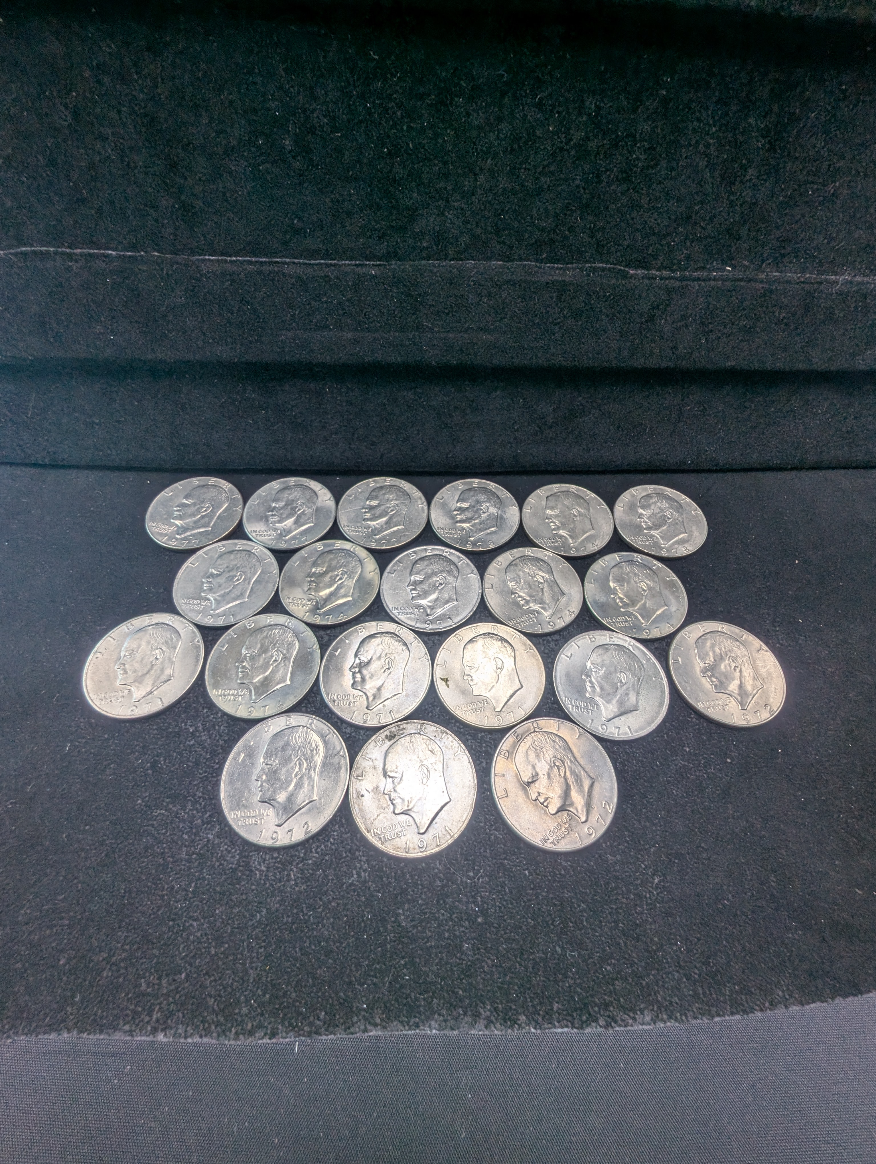 (7) 1971, (3) 1972, (5) 1974, (3) 1977, & (2) 1978 Eisenhower Dollars - (20) Total Coins