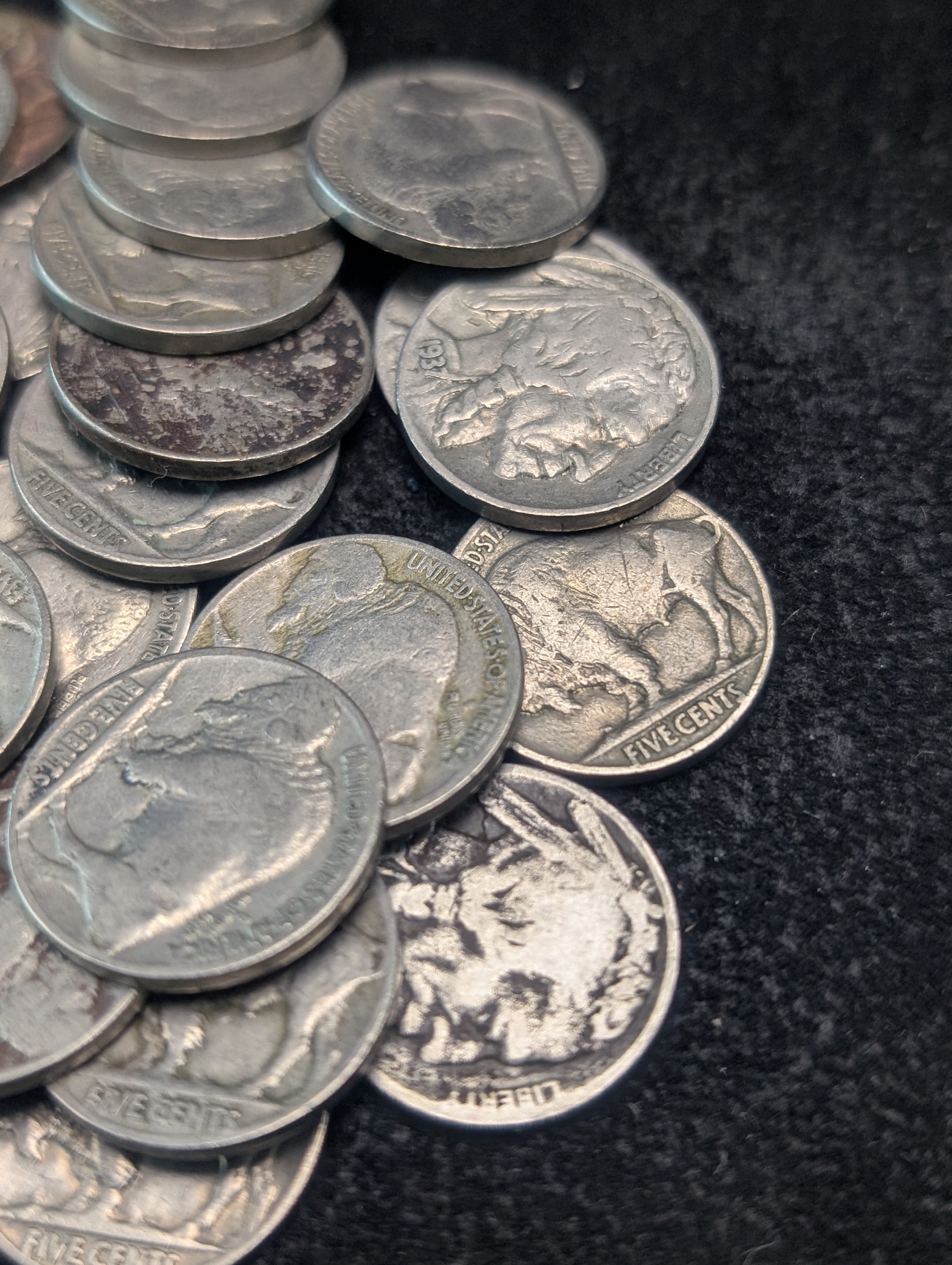 (50) Assorted Indian Head Buffalo Nickels, Various Dates