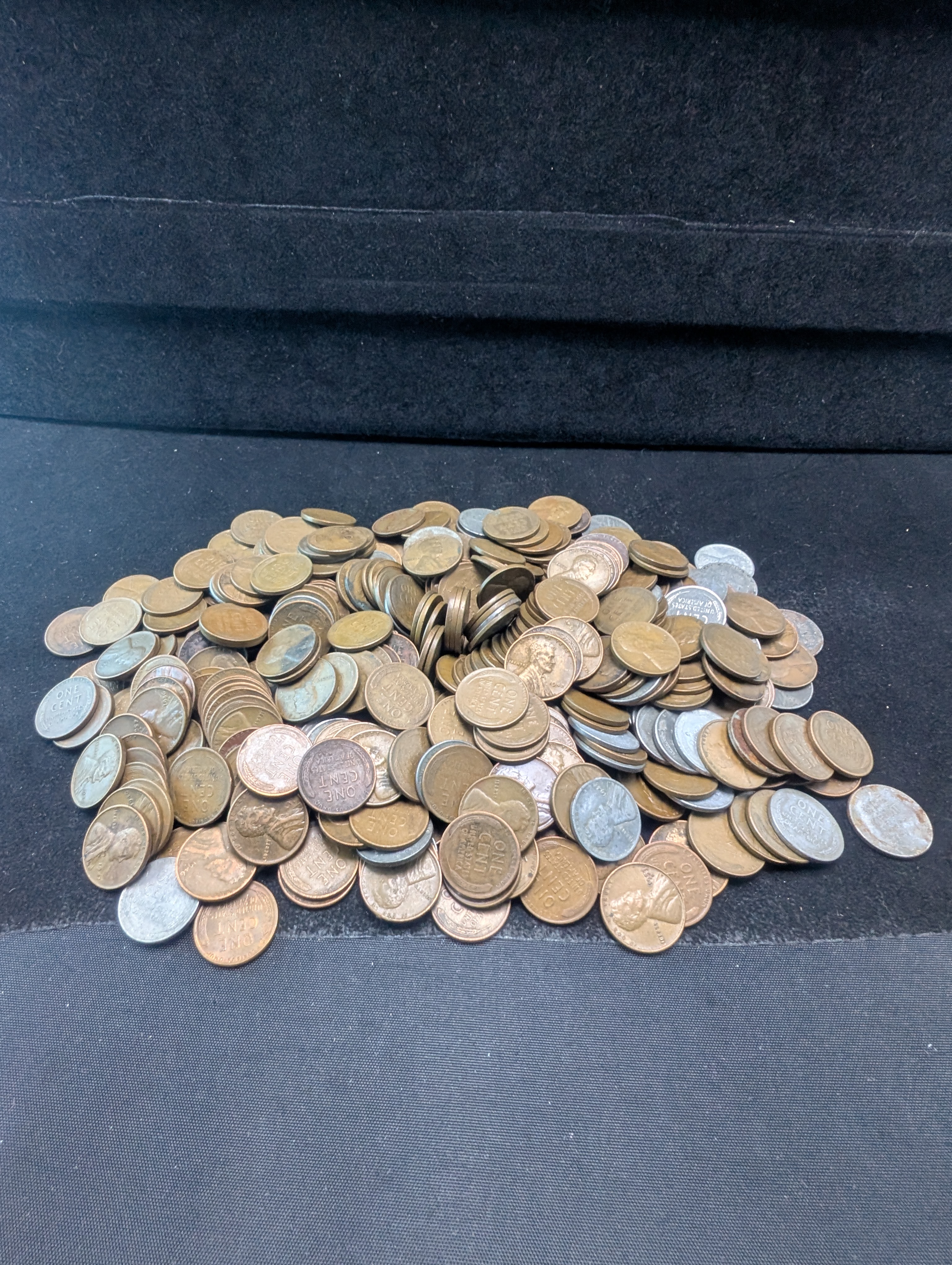 (390) Assorted Lincoln Wheat Cents