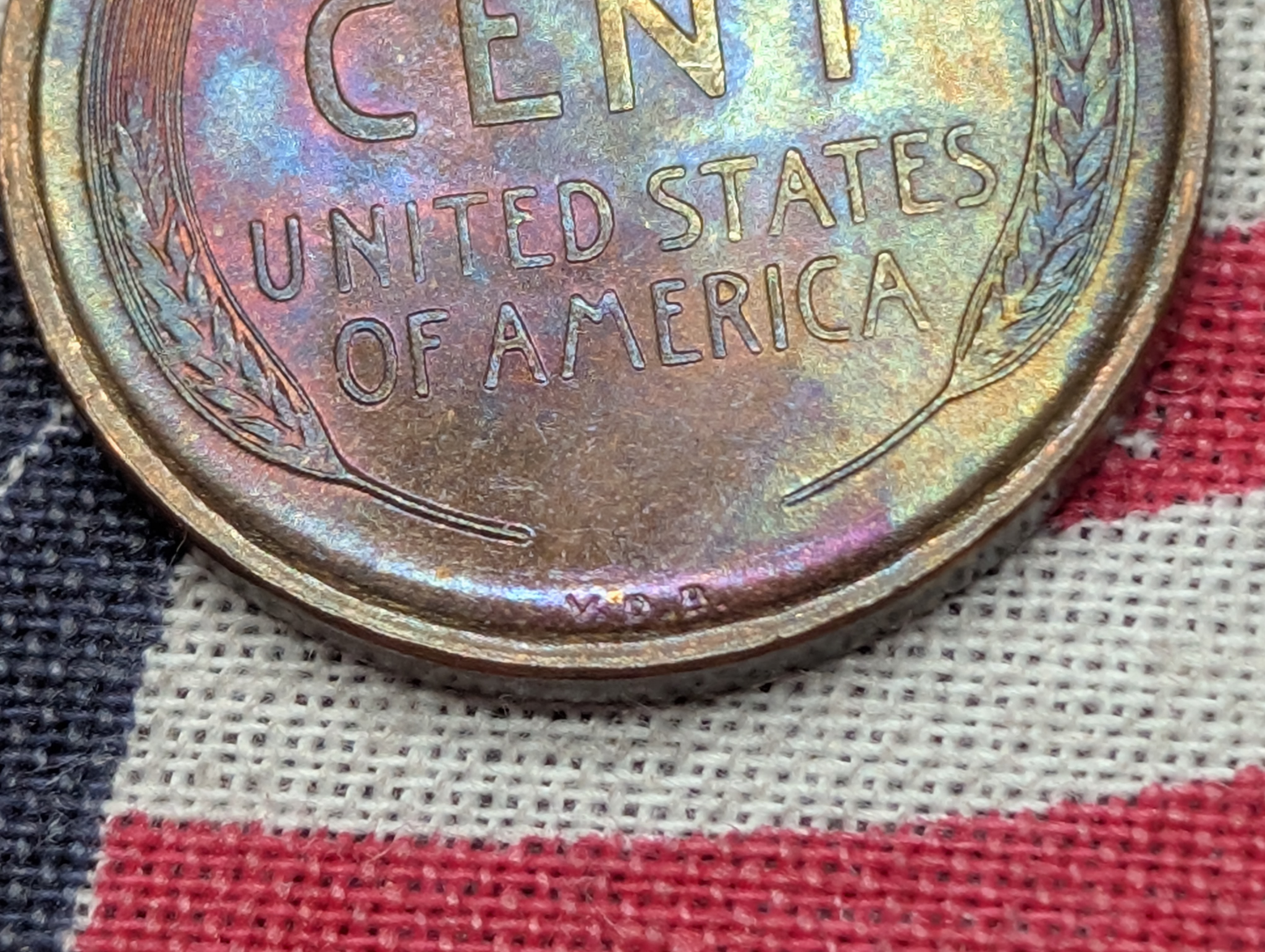 1909 VDB Lincoln Wheat Cent - Iridescent Blue Toning!!