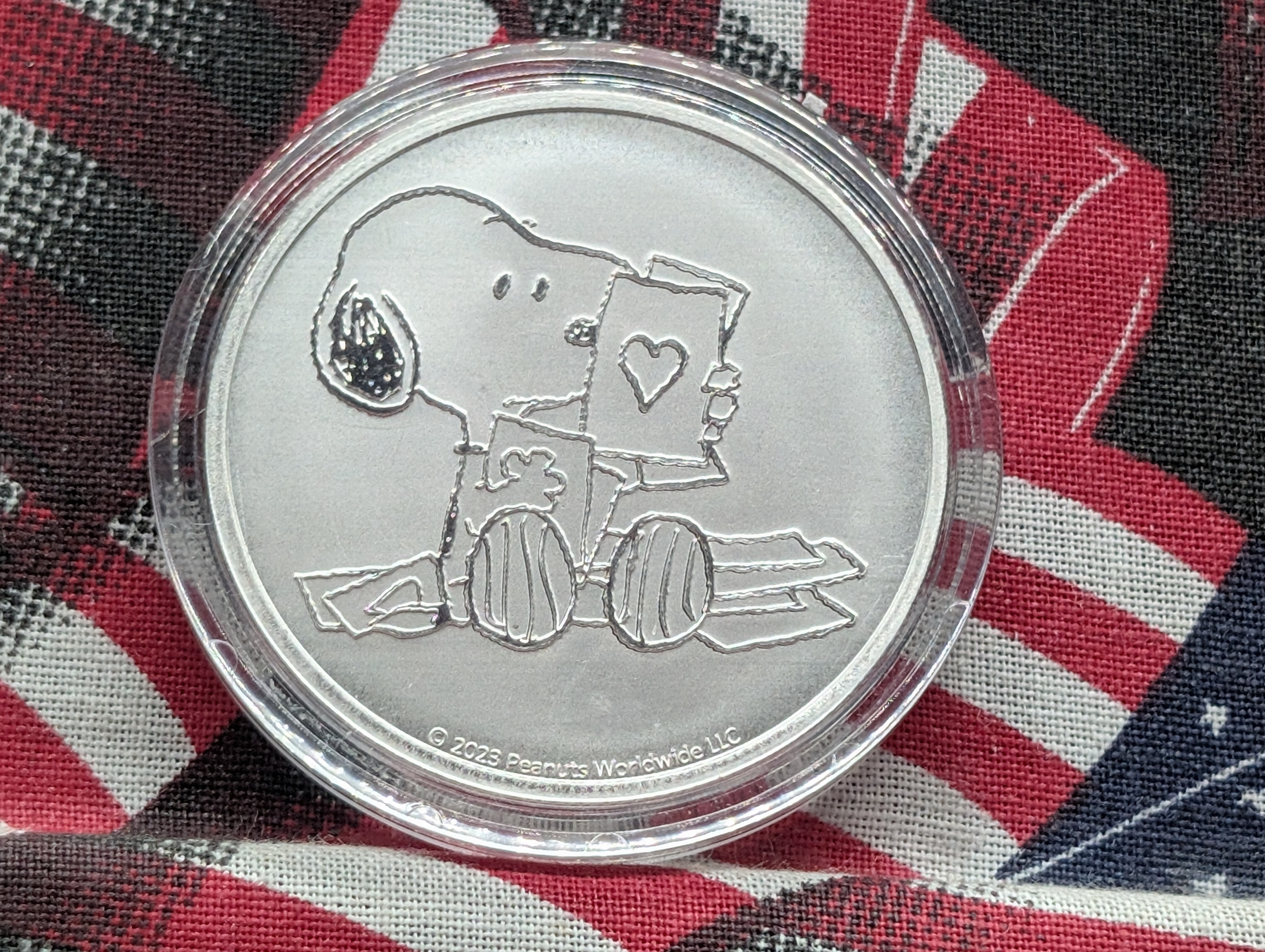 Peanuts Snoopy 1 oz .999 Silver Round