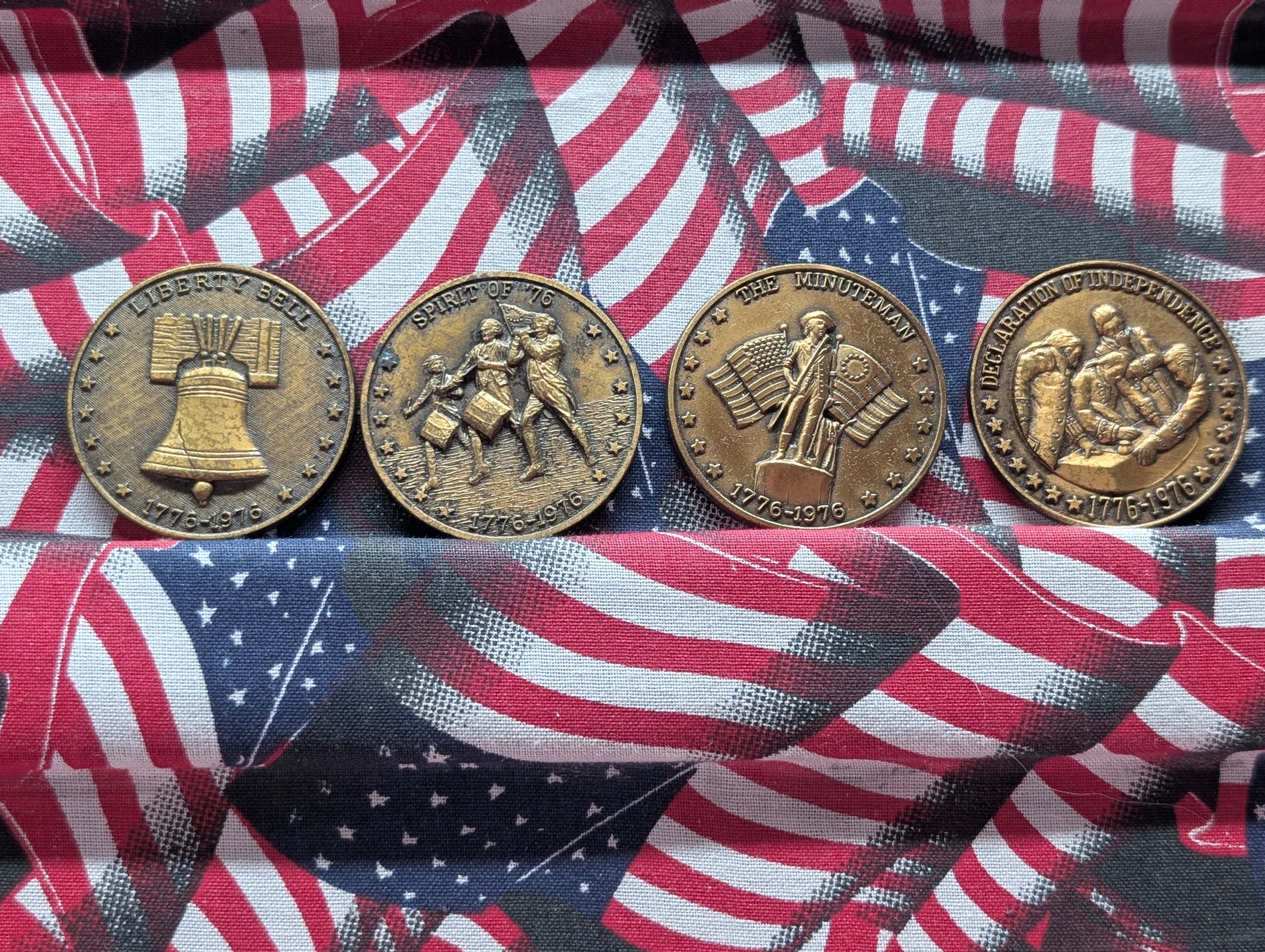 (4) Bronze Bicentennial Medals
