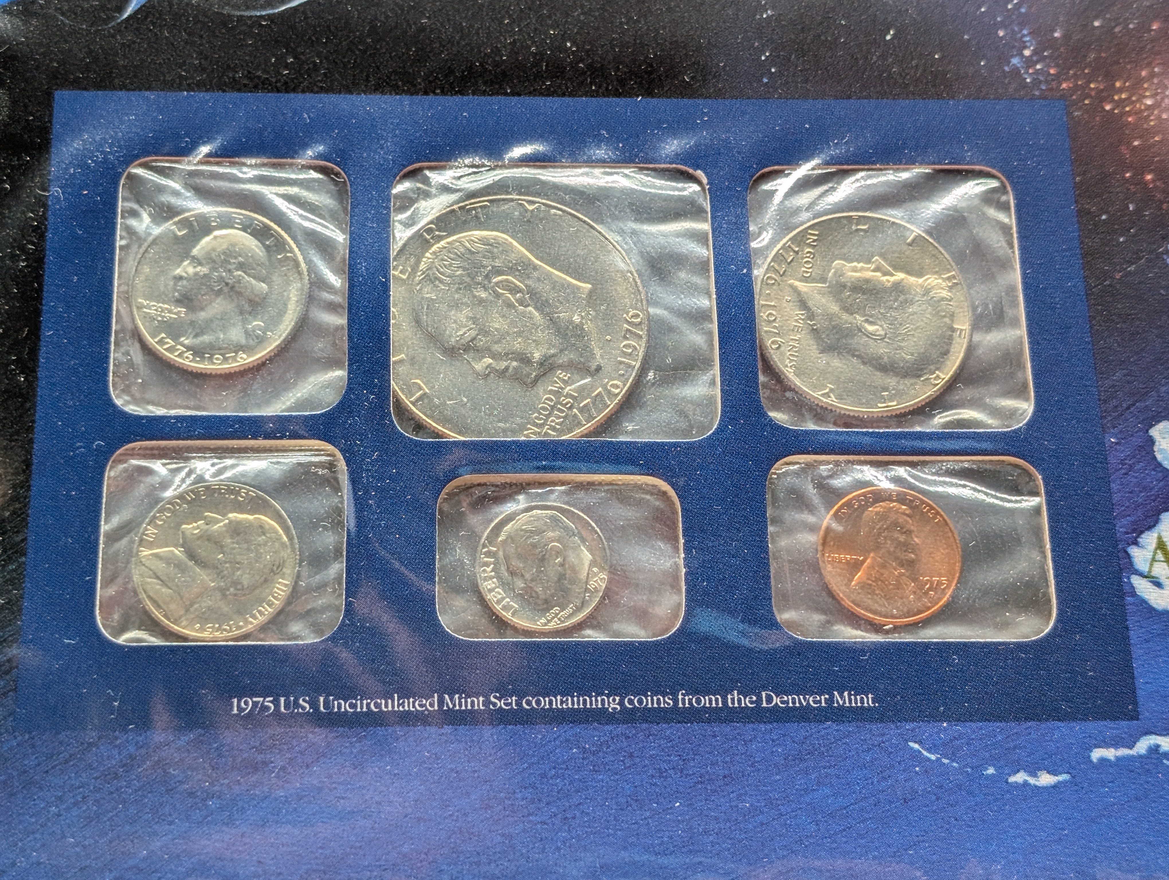 1975-P&D U.S. Mint Uncirculated Set w/ Historic Stamps