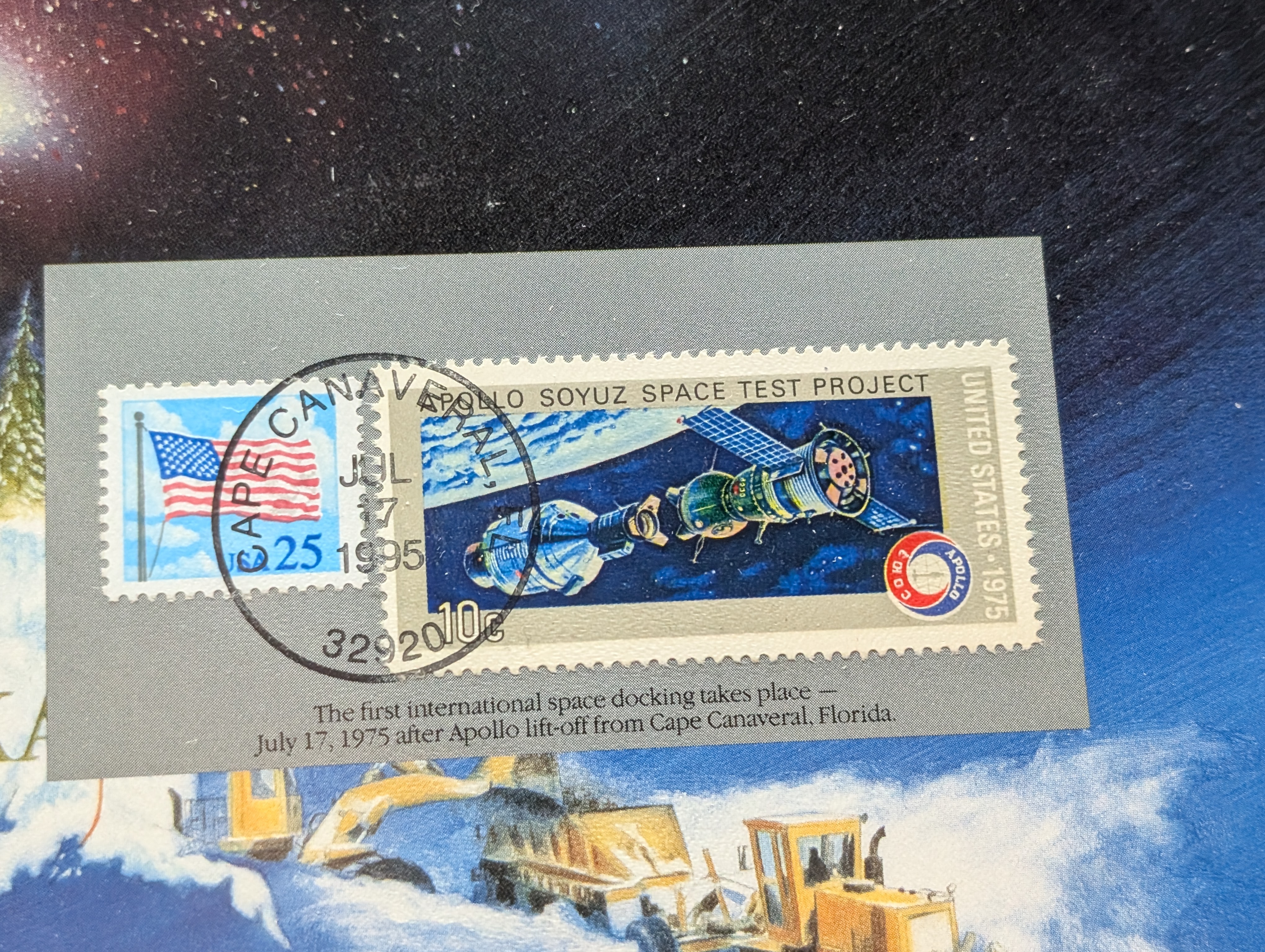 1975-P&D U.S. Mint Uncirculated Set w/ Historic Stamps