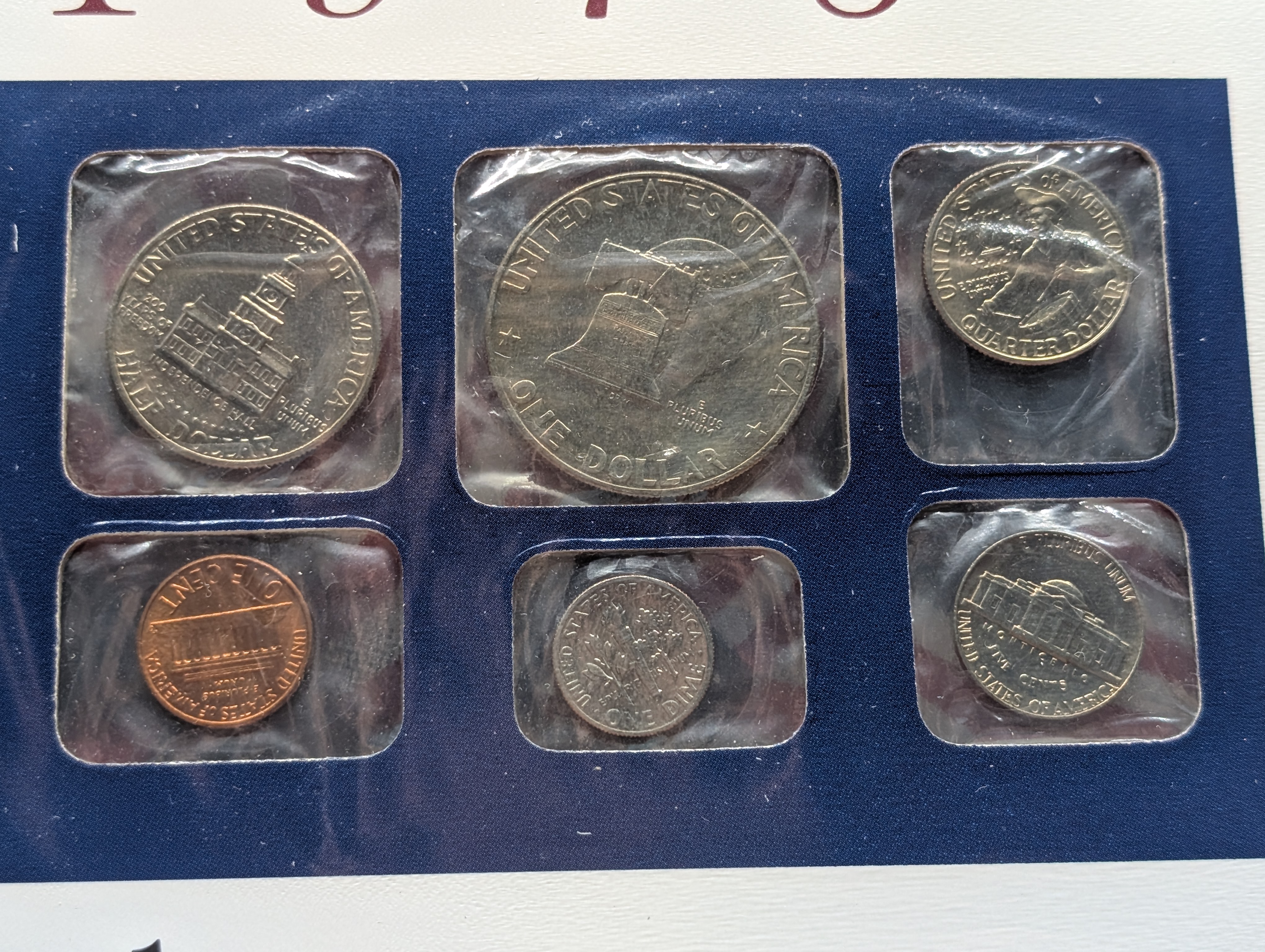 1975-P&D U.S. Mint Uncirculated Set w/ Historic Stamps