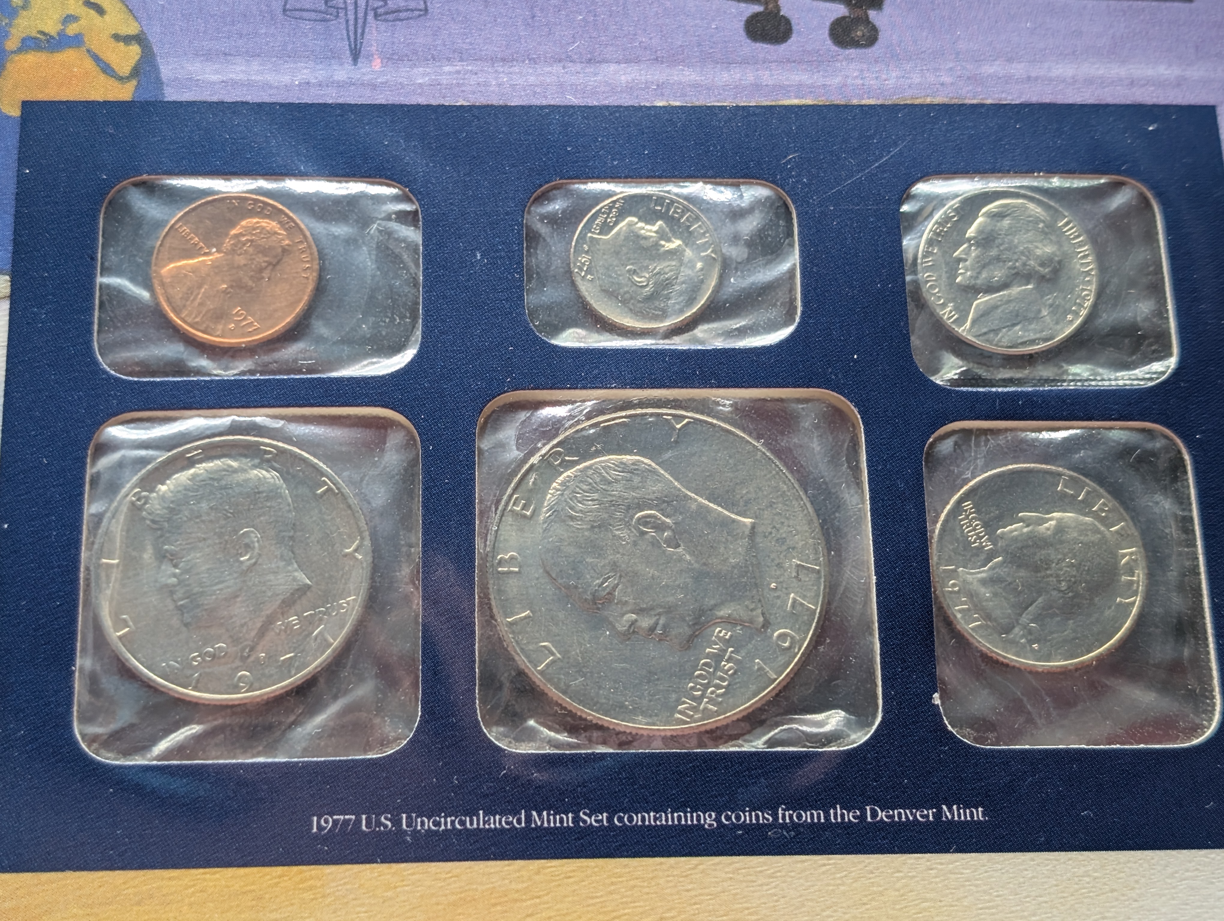 1977-P&D U.S. Mint Uncirculated Set w/ Historic Stamps