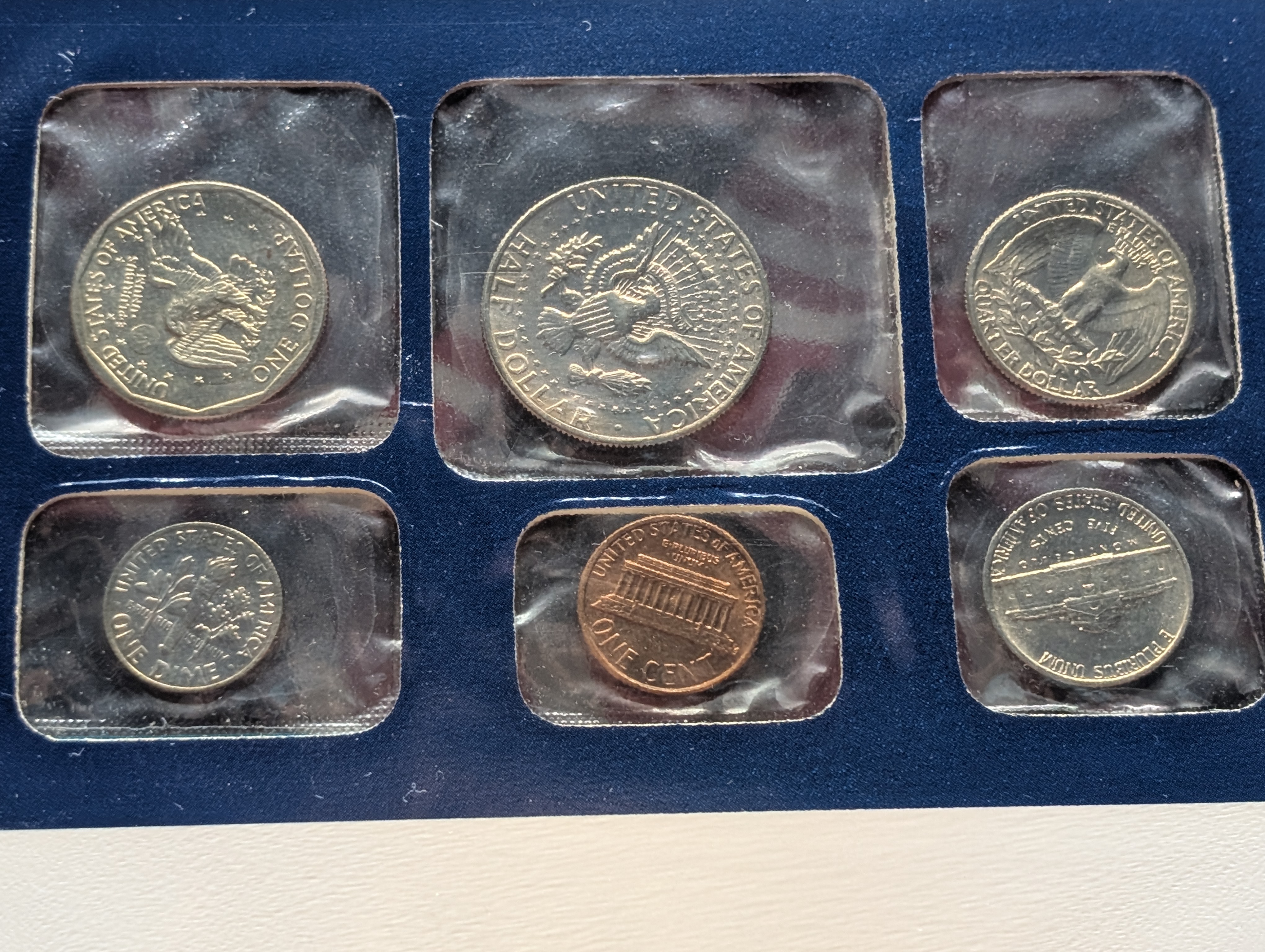 1979-P&D U.S. Mint Uncirculated Set w/ Historic Stamps