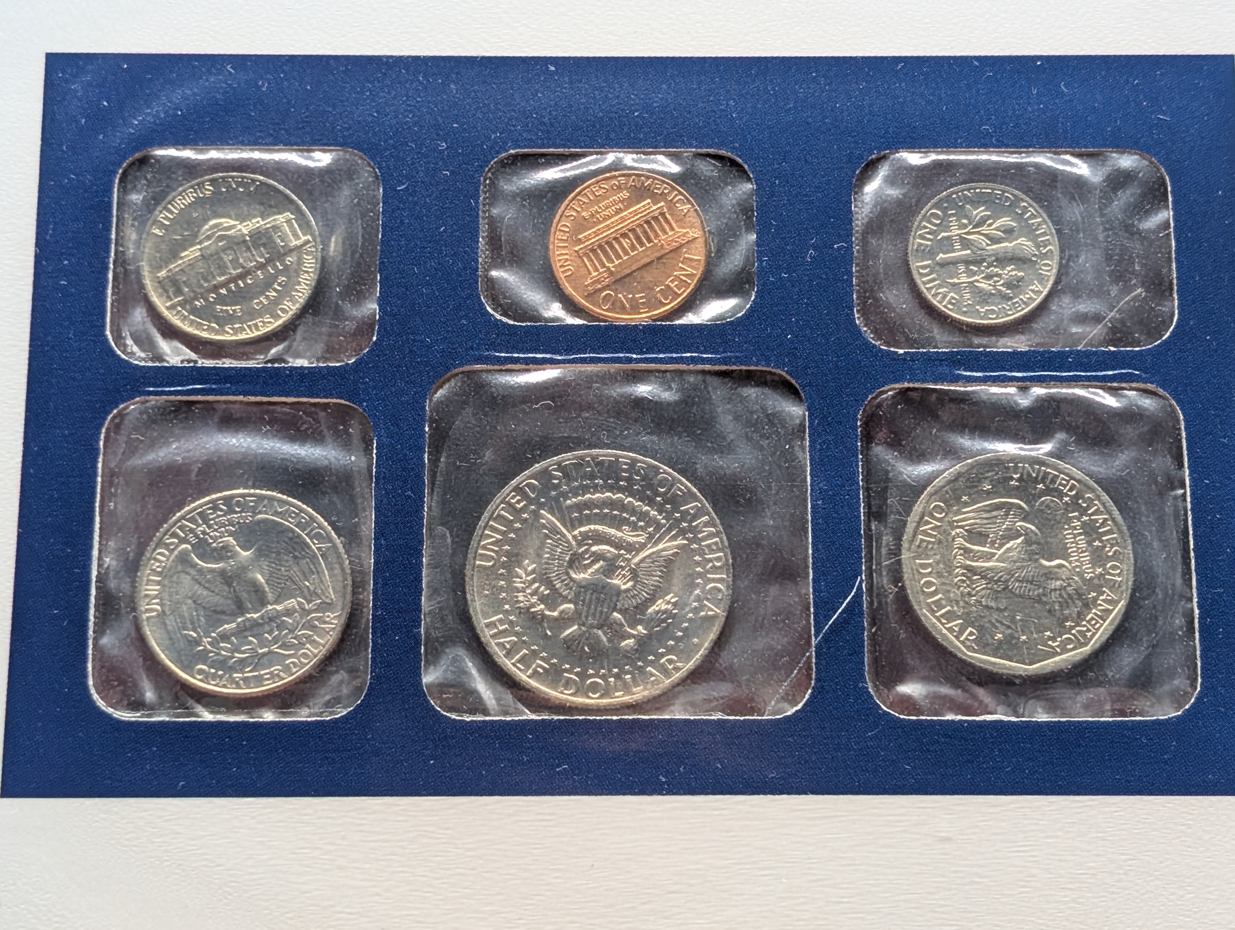 1980-P&D U.S. Mint Uncirculated Set w/ Historic Stamps and P,D & S Susan B. Anthony Dollars