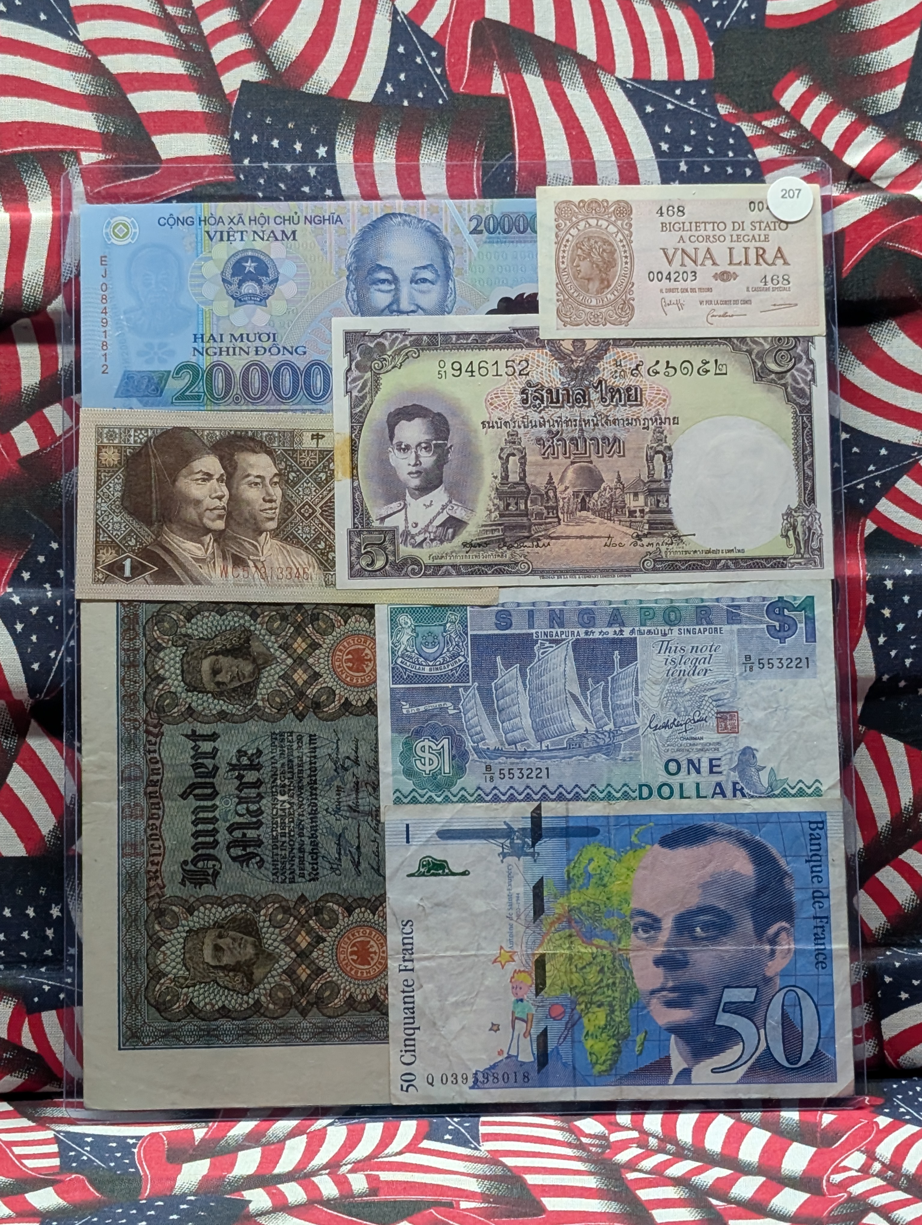 (7) Assorted World Currency Banknotes