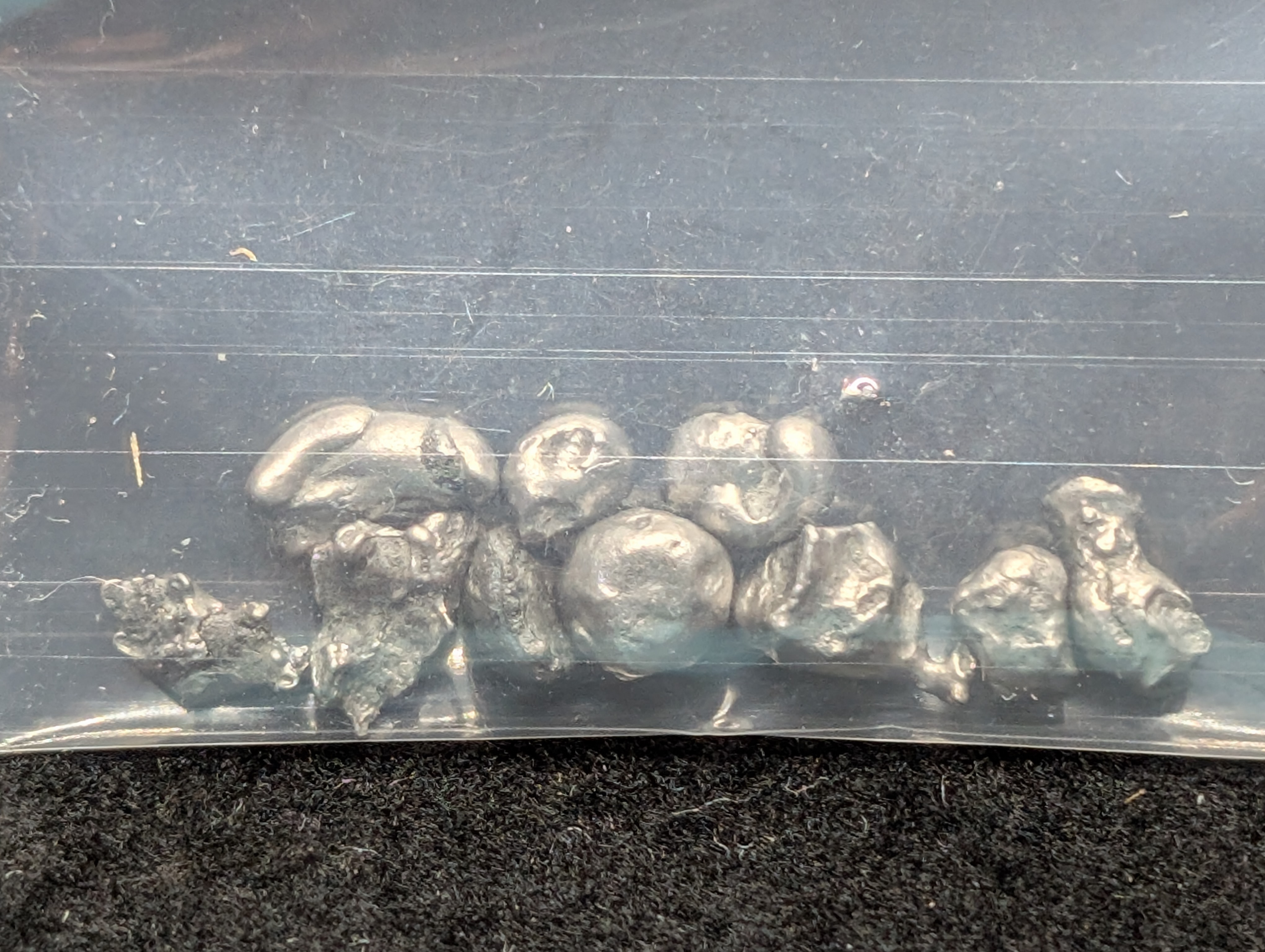 Meteorite SPACE ROCK Fragments