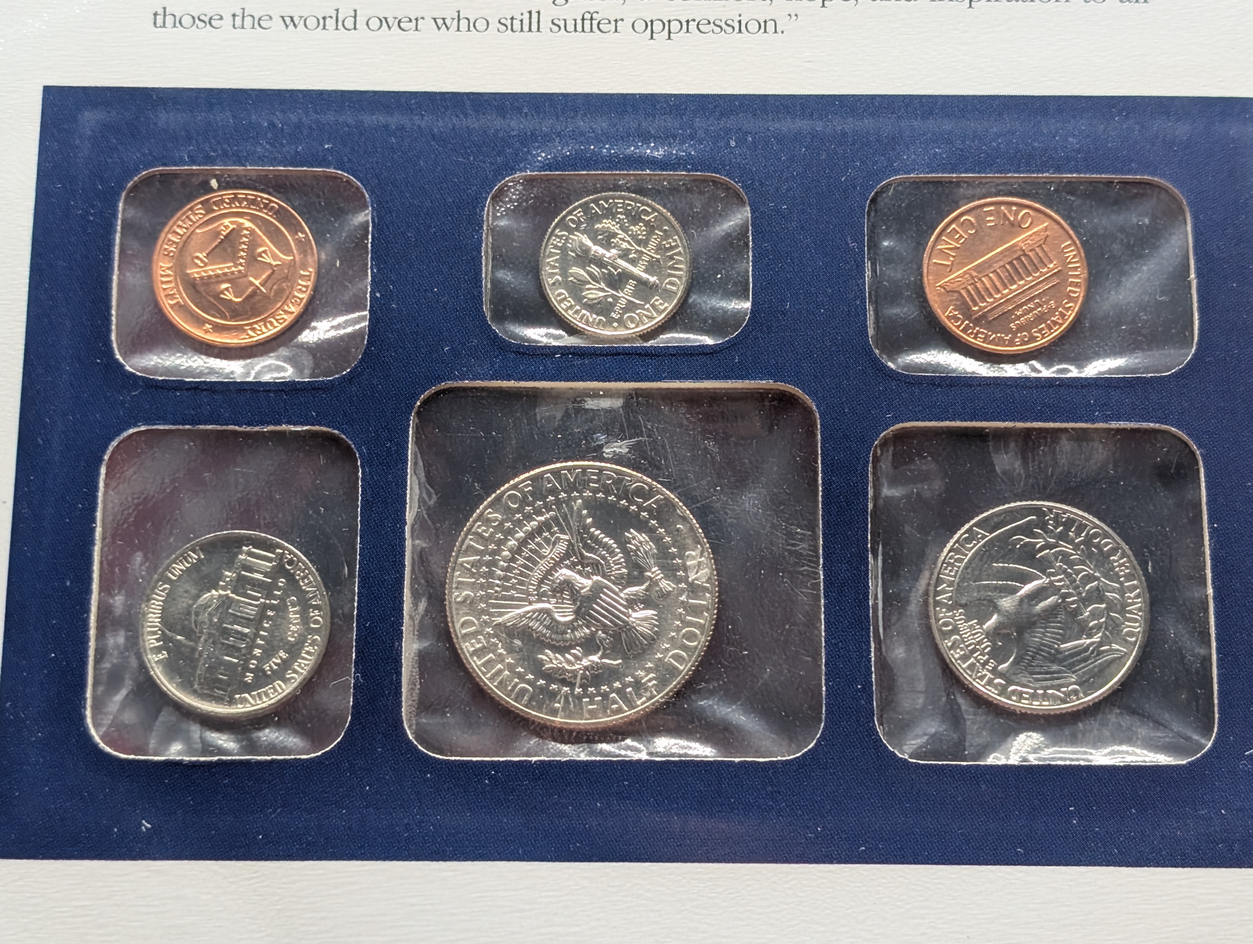 1986-P&D U.S. Mint Uncirculated Set w/ Historic Stamps