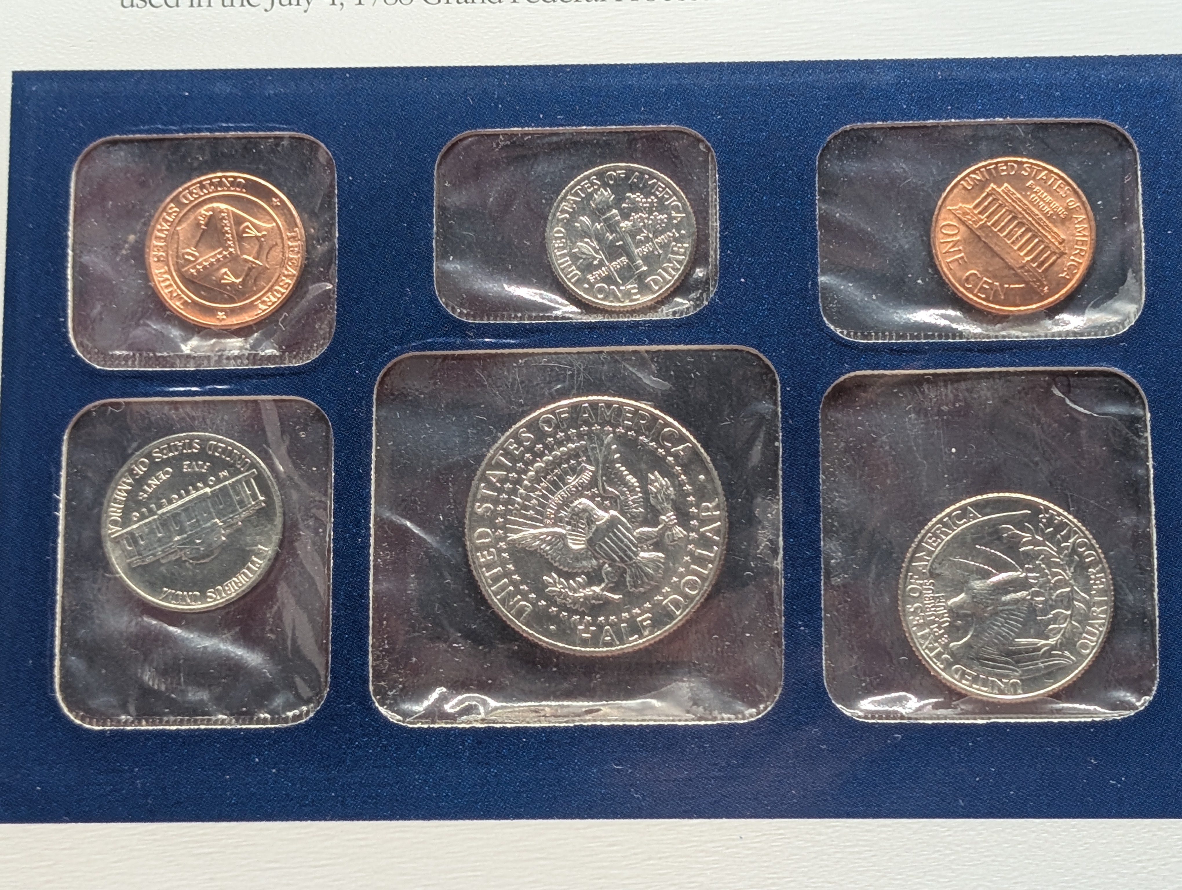 1987-P&D U.S. Mint Uncirculated Set w/ Historic Stamps