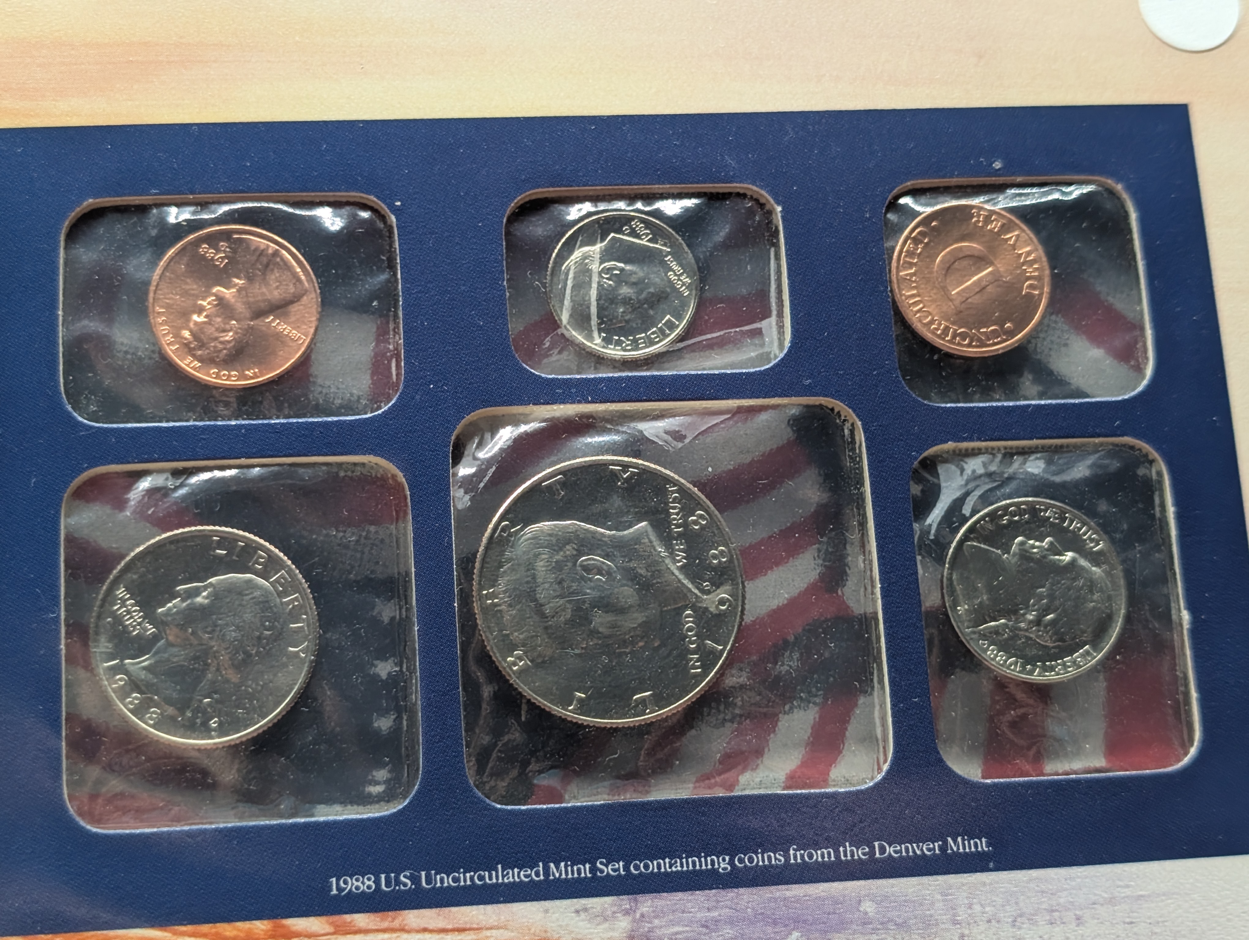 1988-P&D U.S. Mint Uncirculated Set w/ Historic Stamps