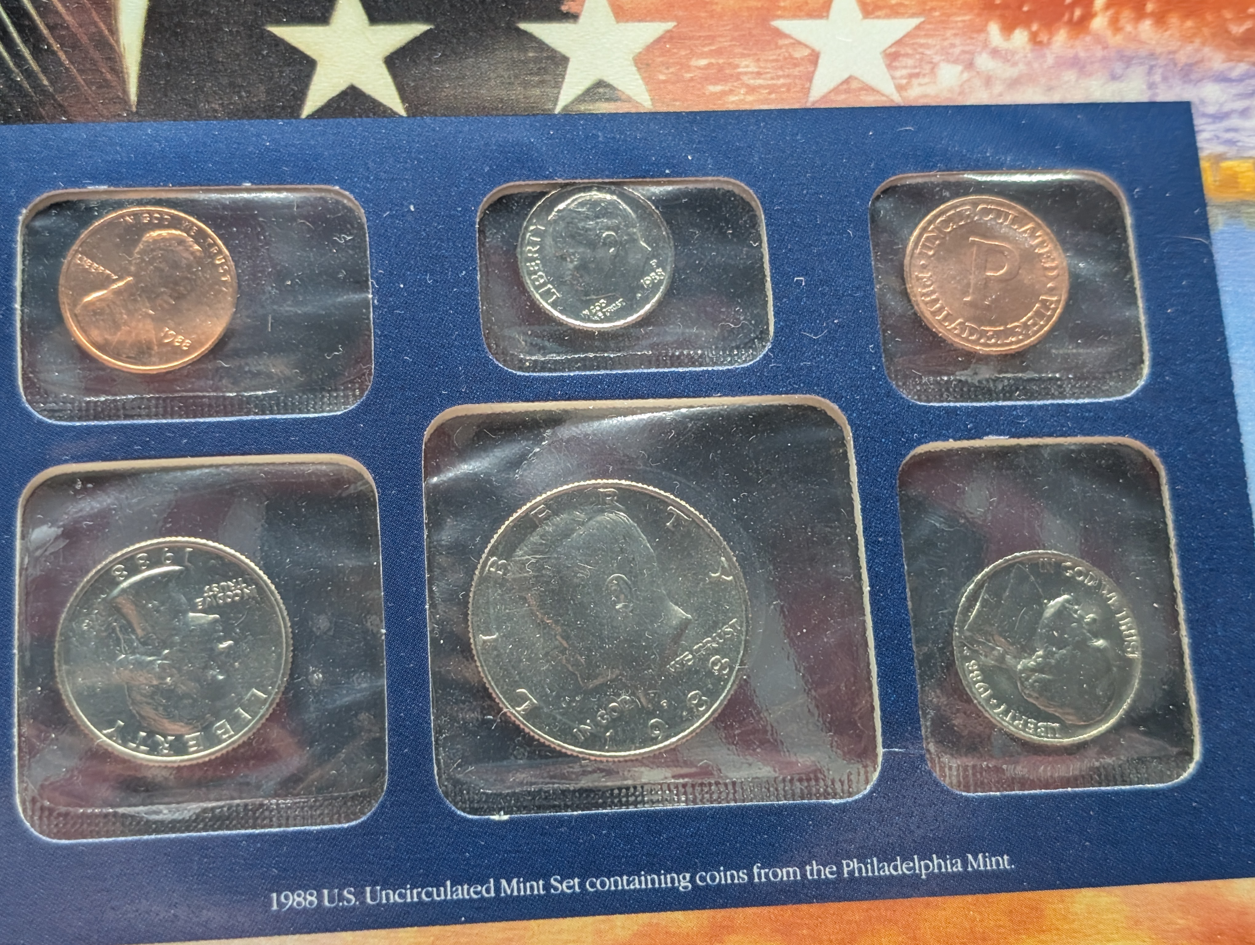 1988-P&D U.S. Mint Uncirculated Set w/ Historic Stamps