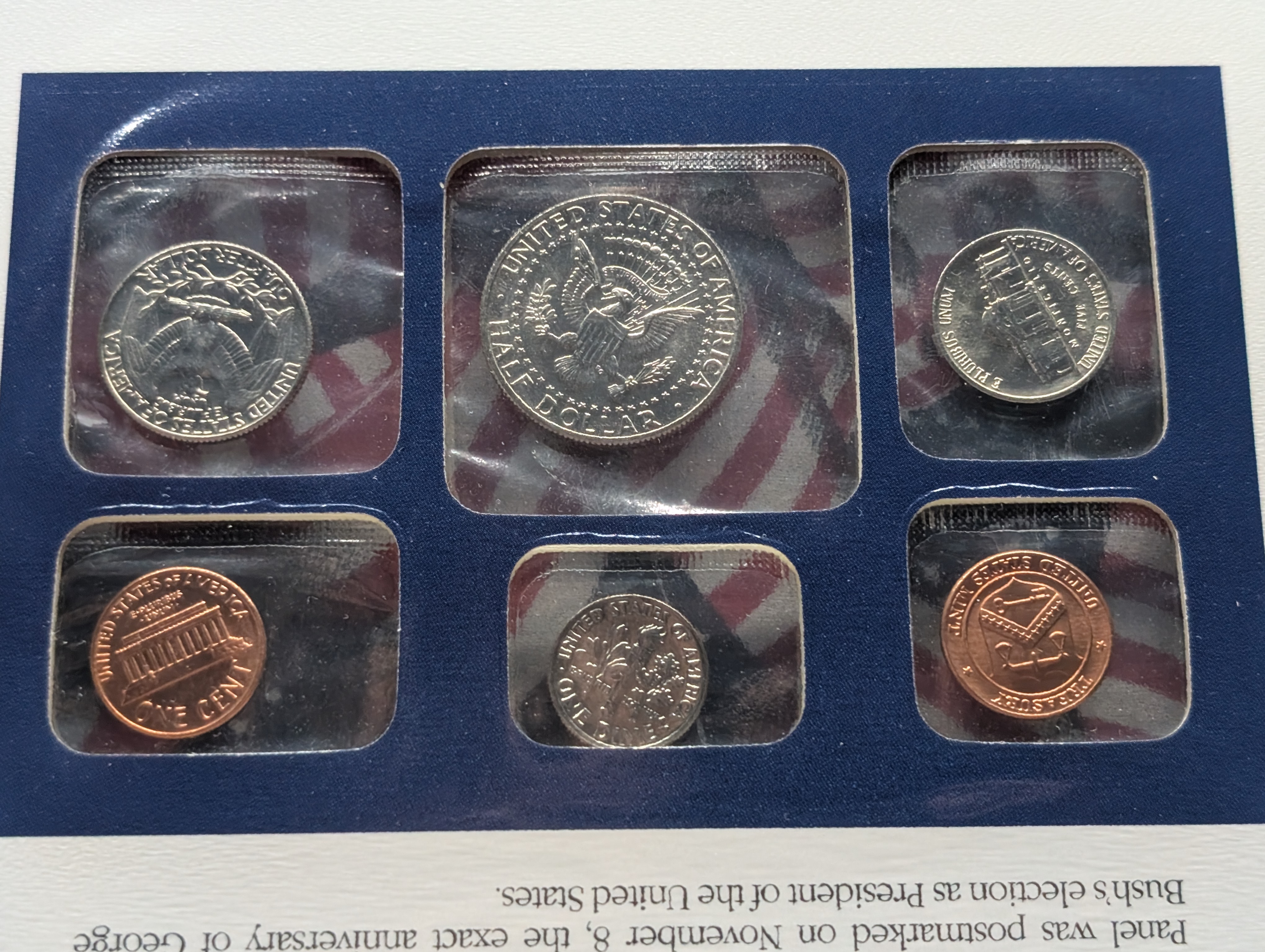 1988-P&D U.S. Mint Uncirculated Set w/ Historic Stamps