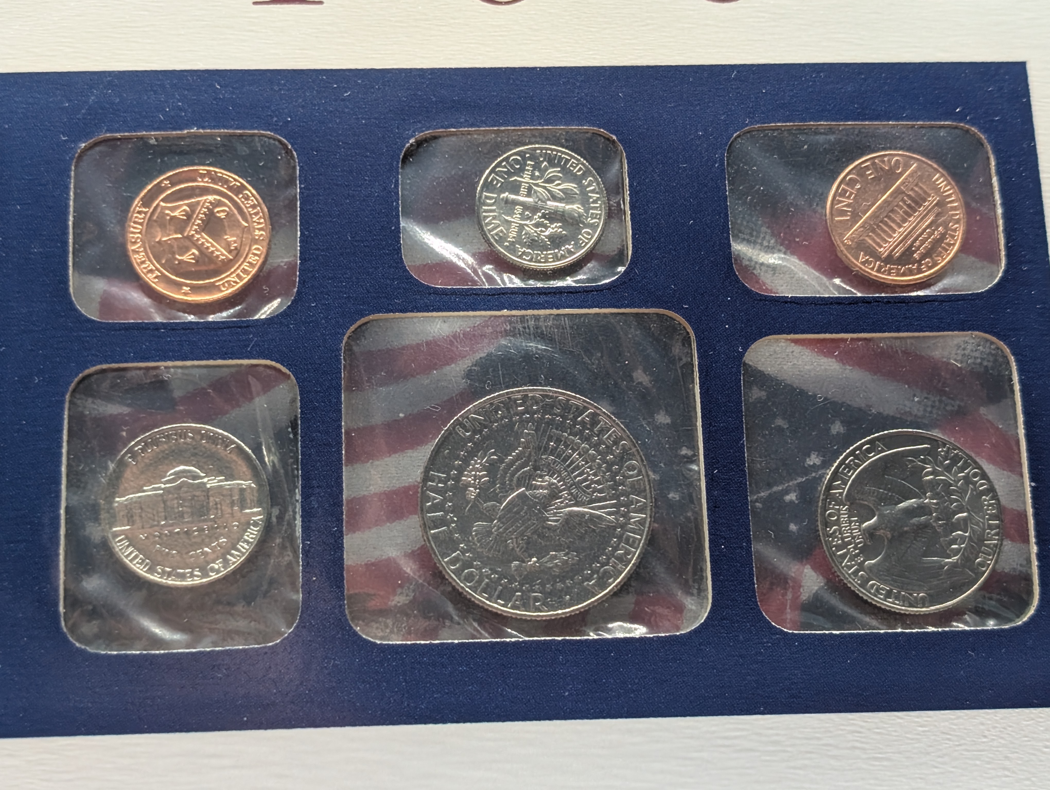 1991-P&D U.S. Mint Uncirculated Set w/ Historic Stamps