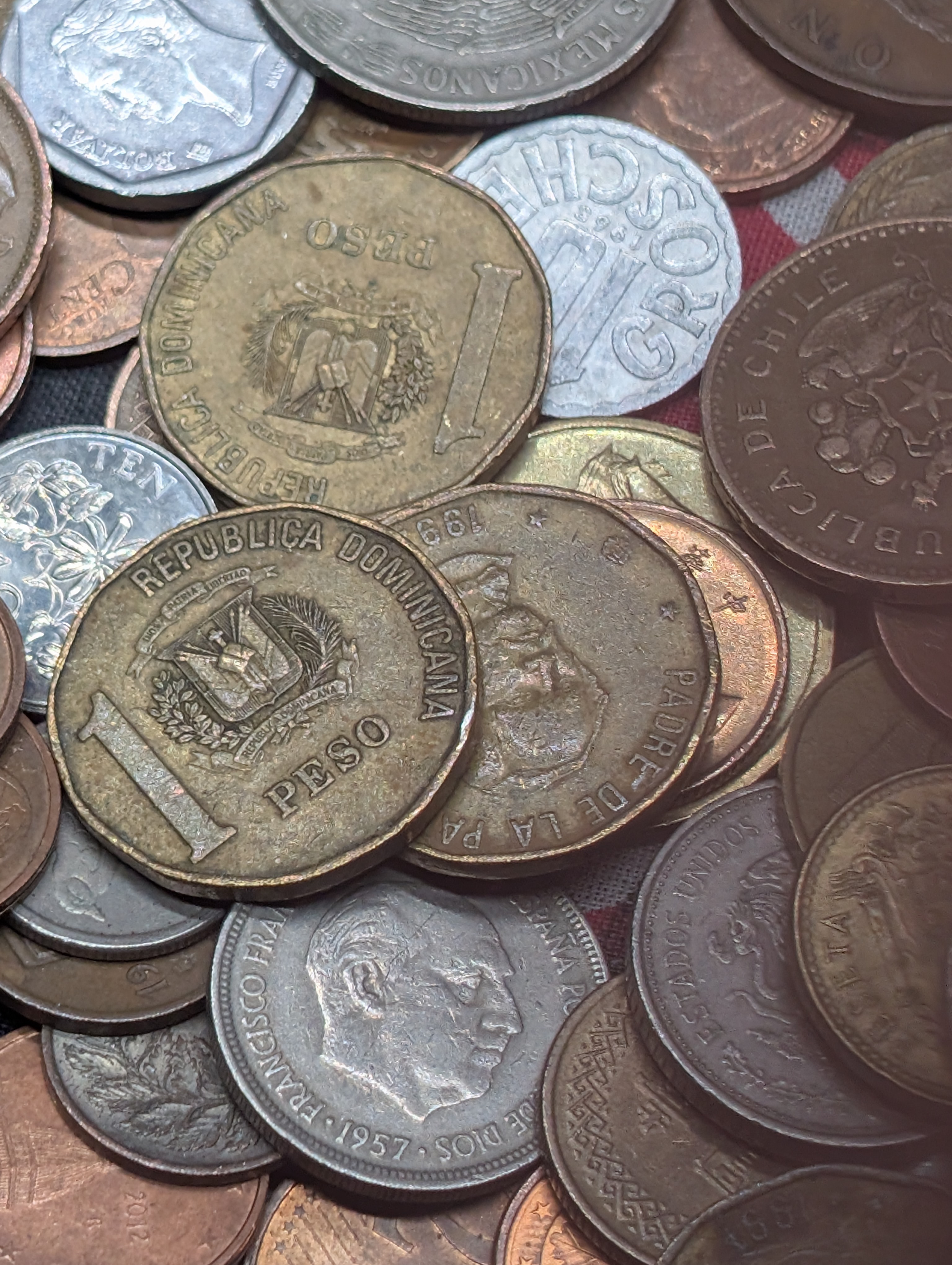 Bag of Assorted World Coins!!! - Over 1 POUND!!