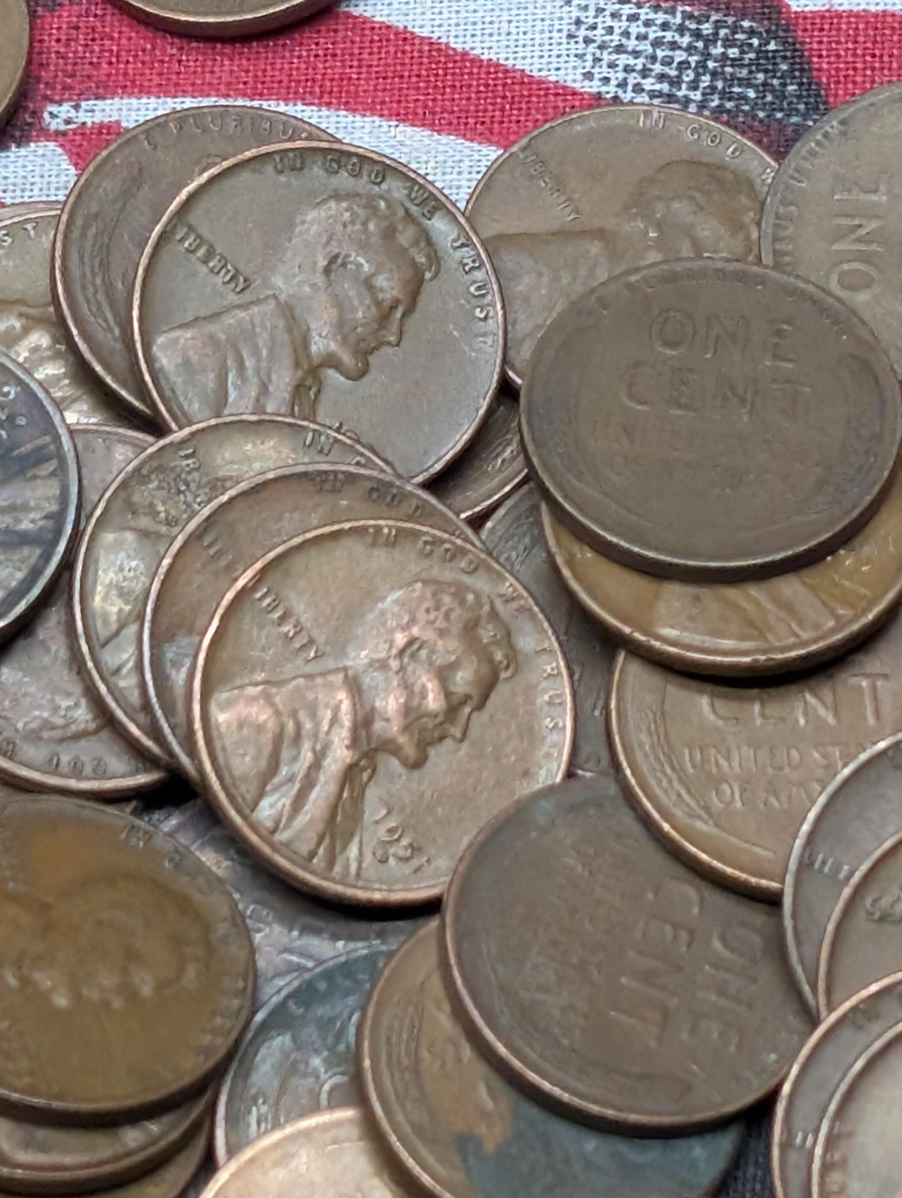 (250) Assorted Lincoln Wheat Cents