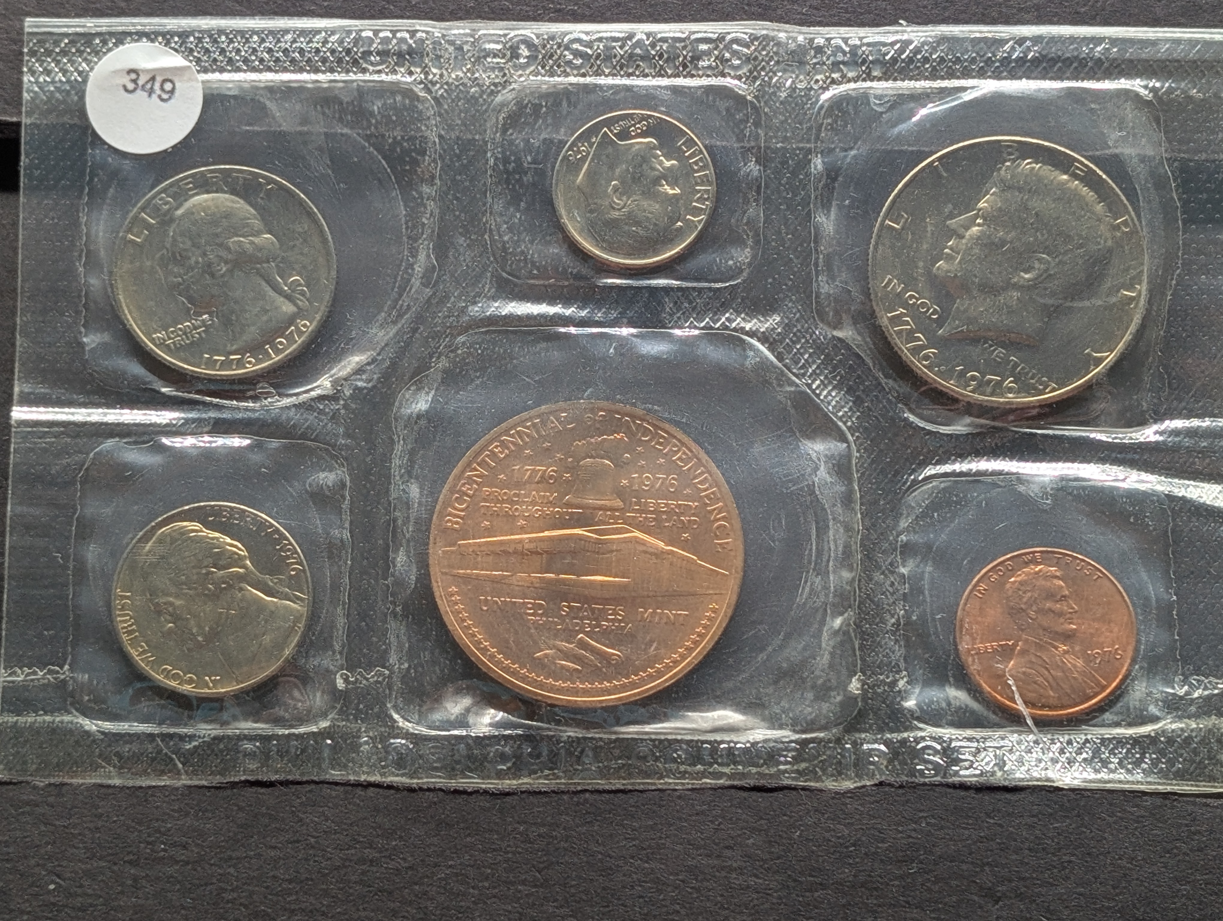 1776-1976 Bicentennial 5-Coin Uncirculated Set - Includes BONUS Medal
