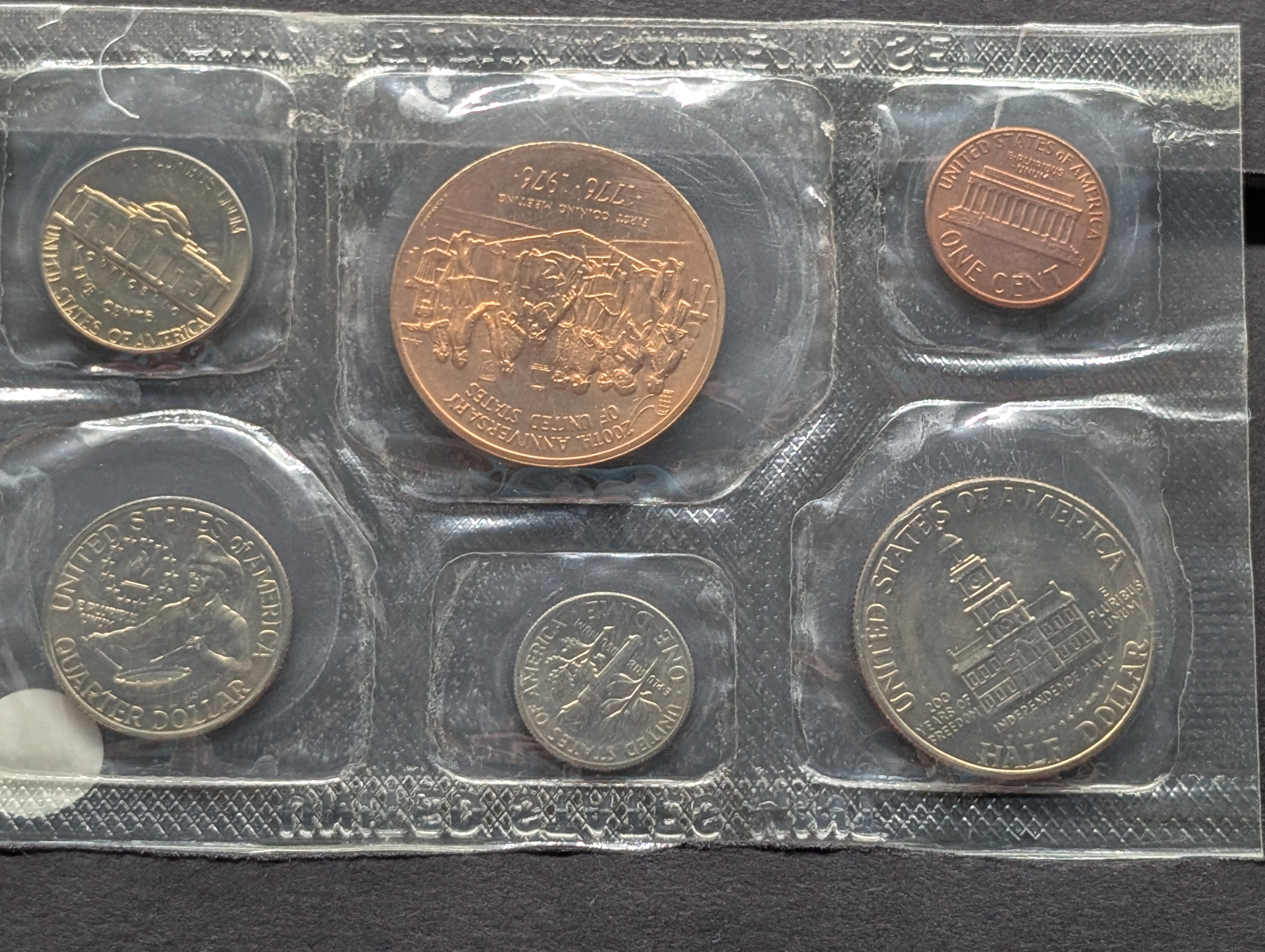 1776-1976 Bicentennial 5-Coin Uncirculated Set - Includes BONUS Medal