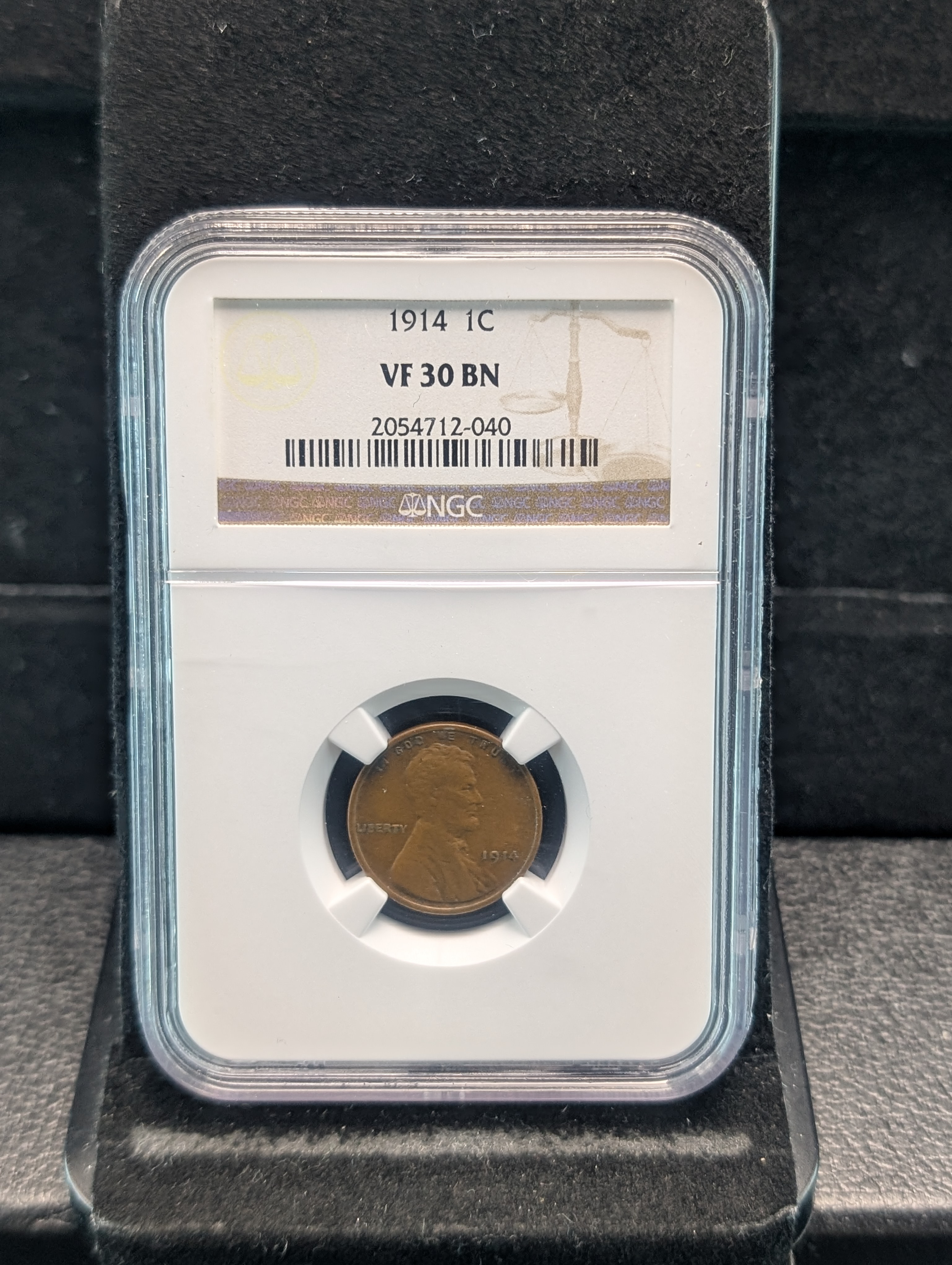 1914-P Lincoln Wheat Cent NGC VF 30 BN - Tougher Early Date