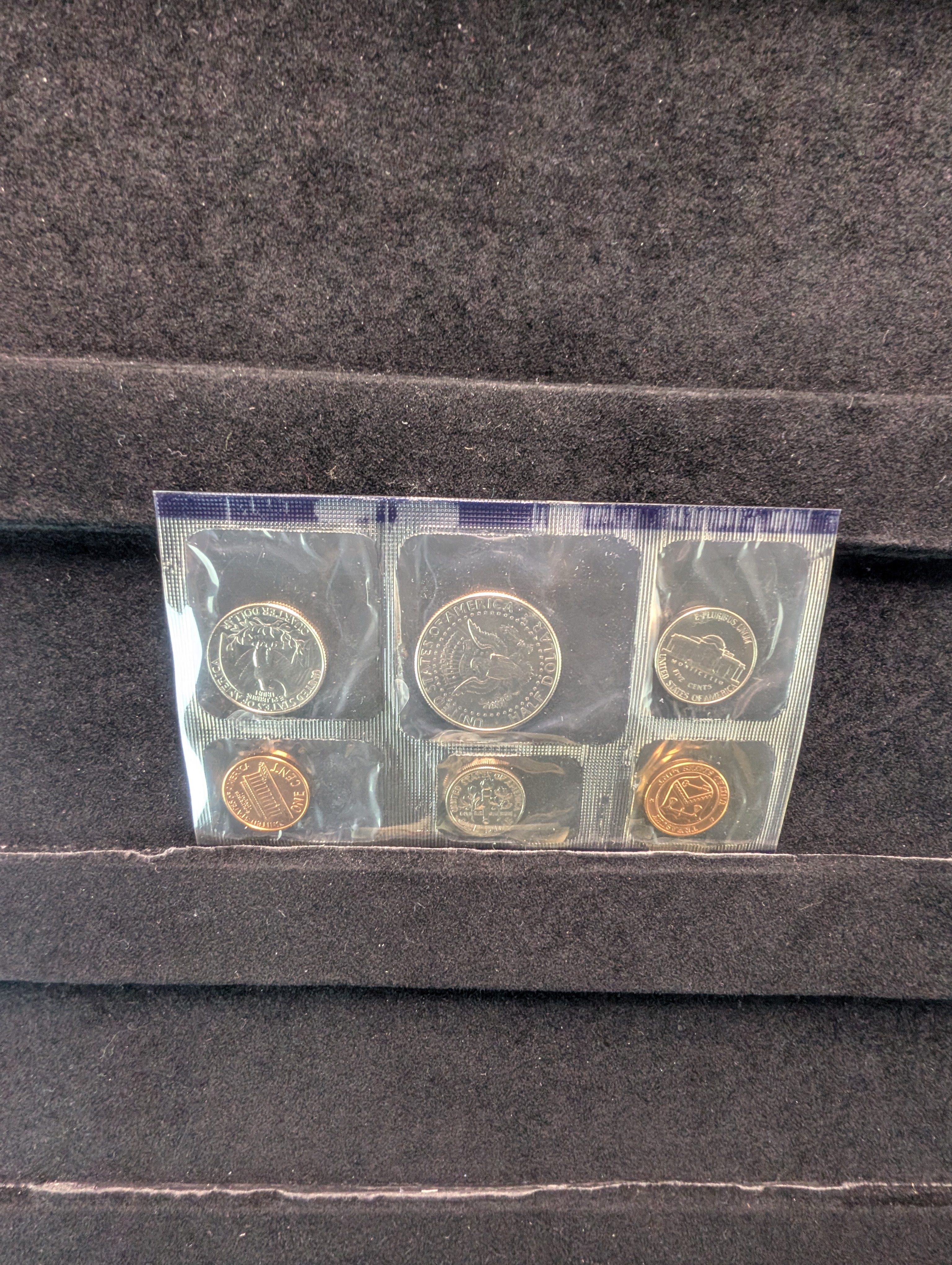 1990 P&D U.S. Mint Uncirculated Coin Set In OGP w/ COA