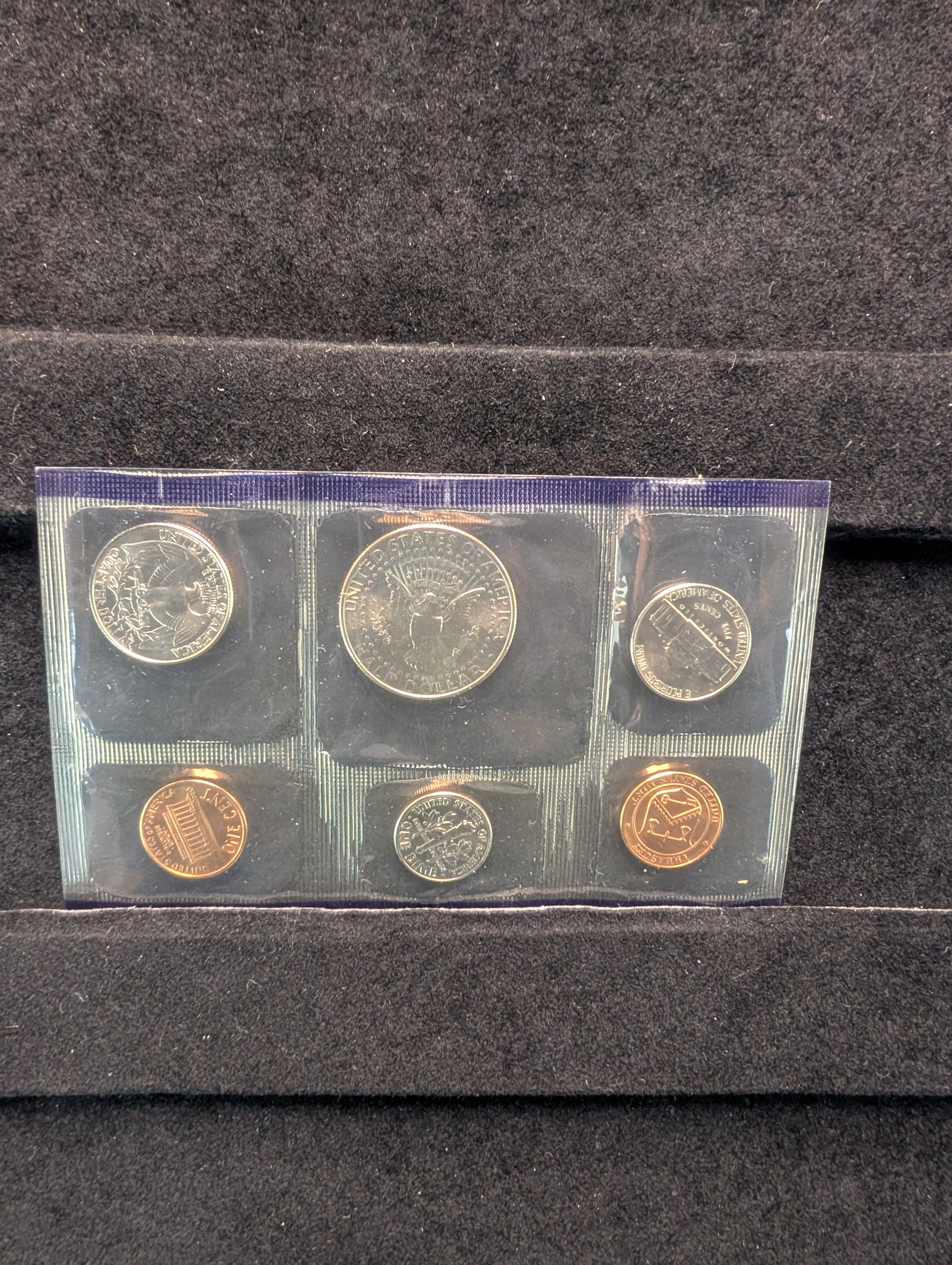 1994 P&D U.S. Mint Uncirculated Coin Set In OGP, No COA