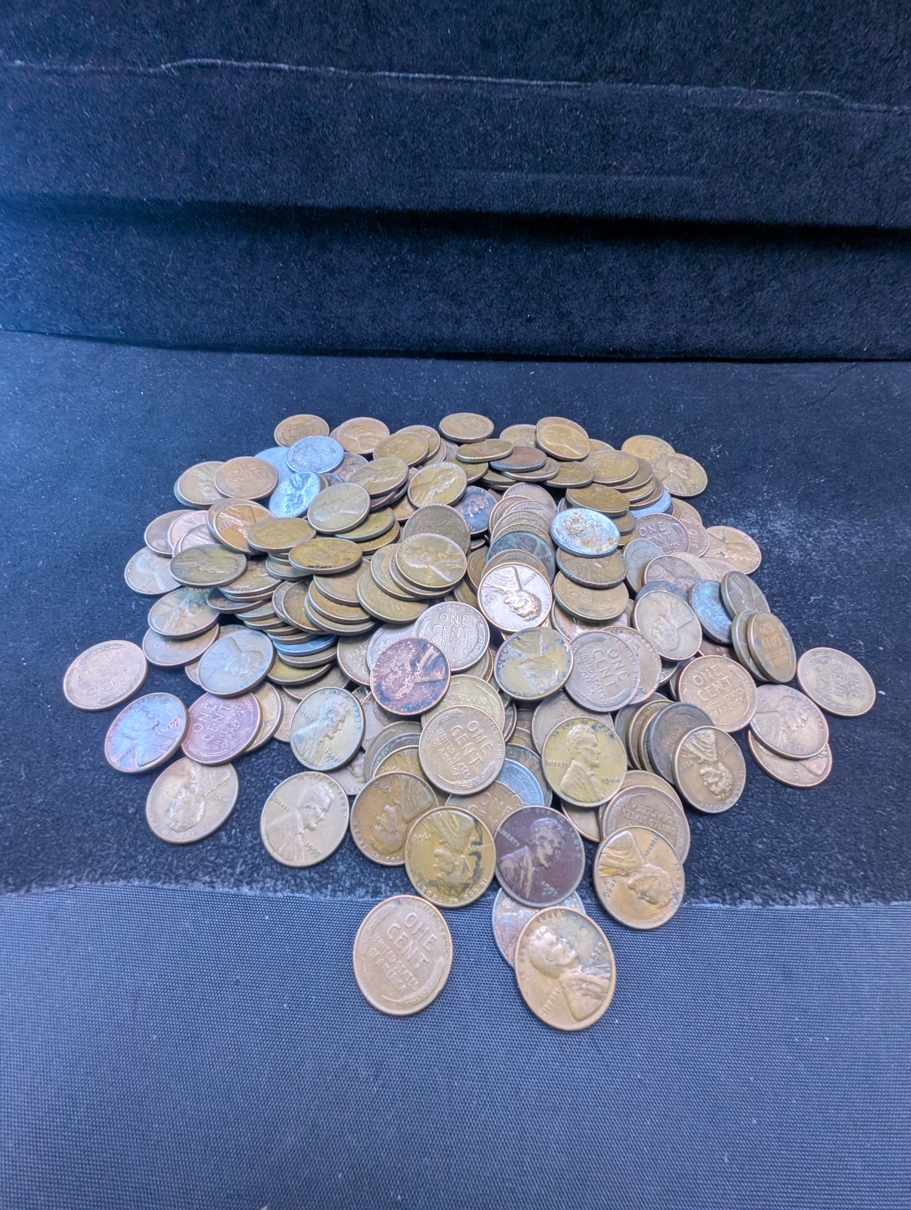 (262) Assorted Lincoln Wheat Cents