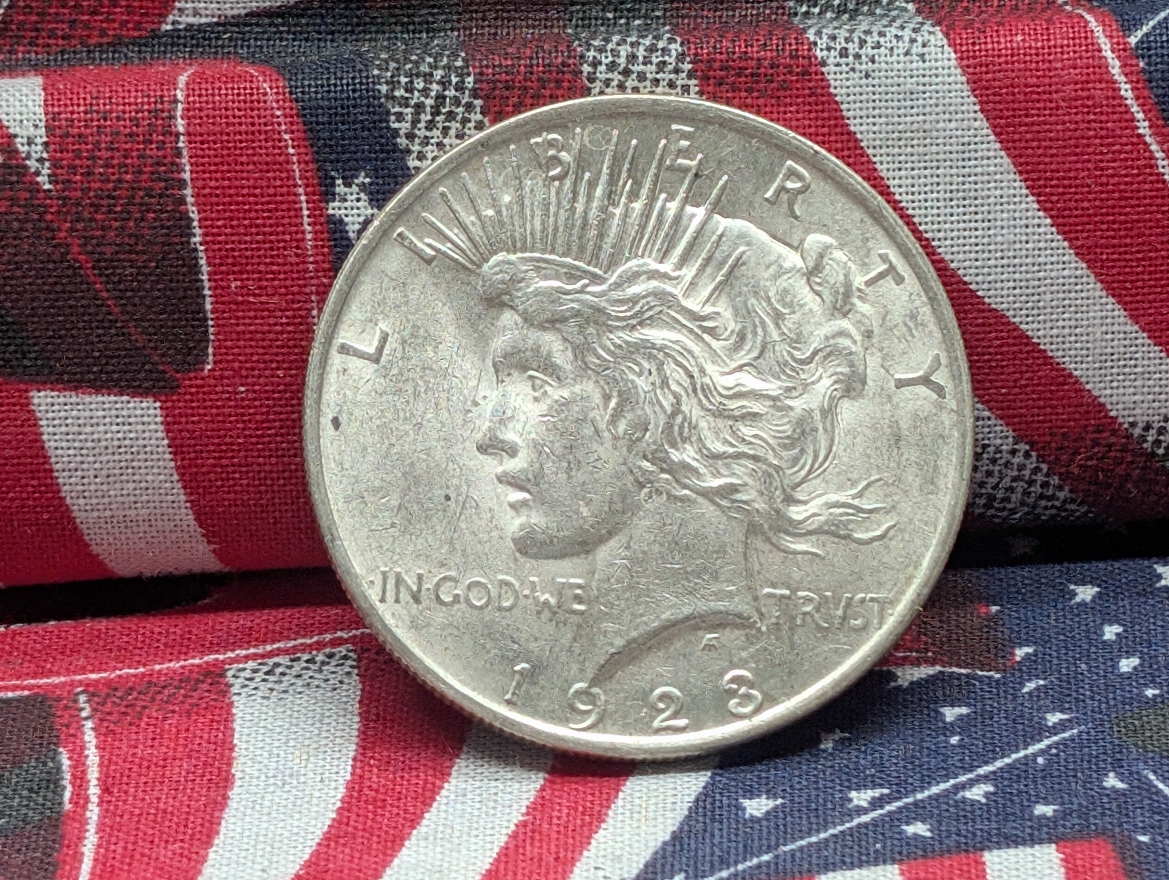 1923-P Peace Dollar, 90% Silver, 26.73 g