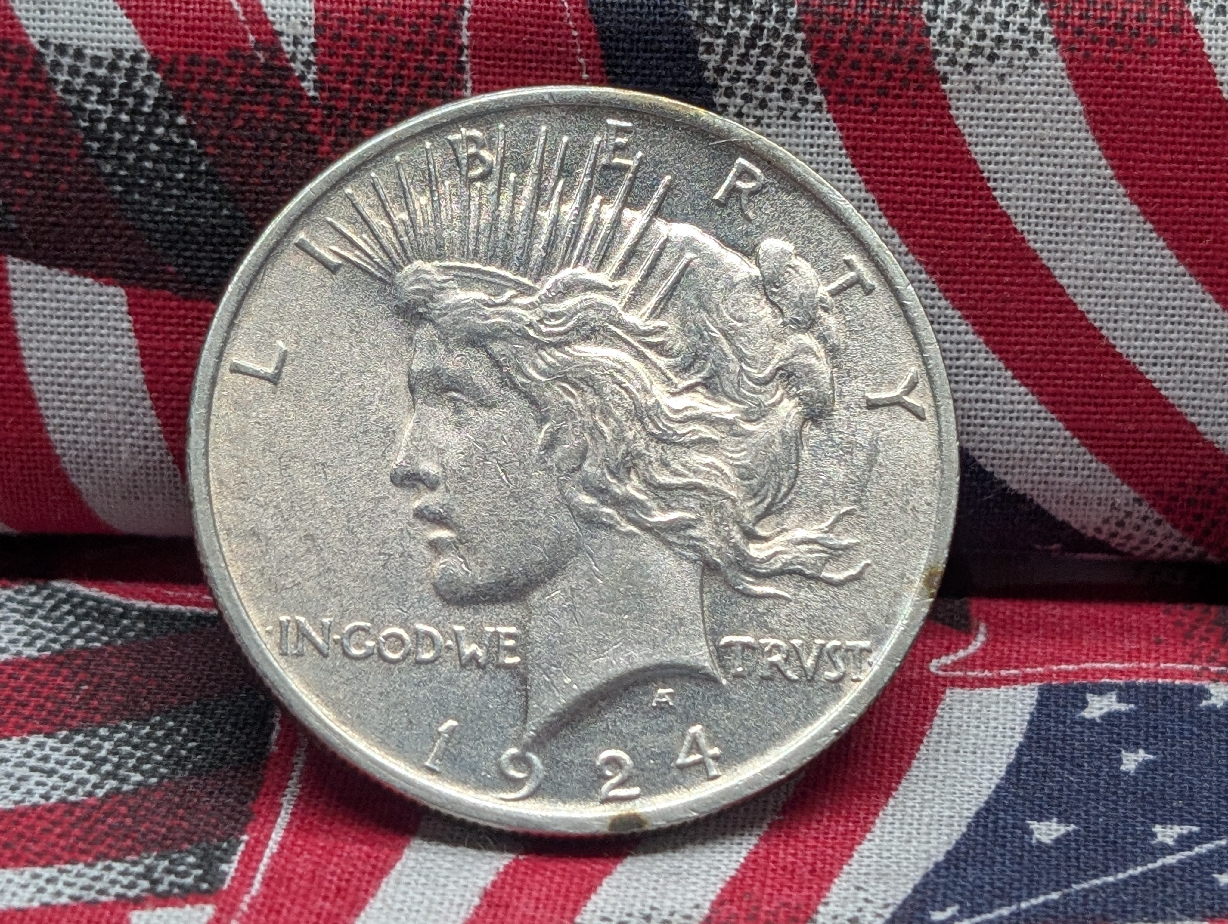 1924-P Peace Dollar, 90% Silver, 26.73 g