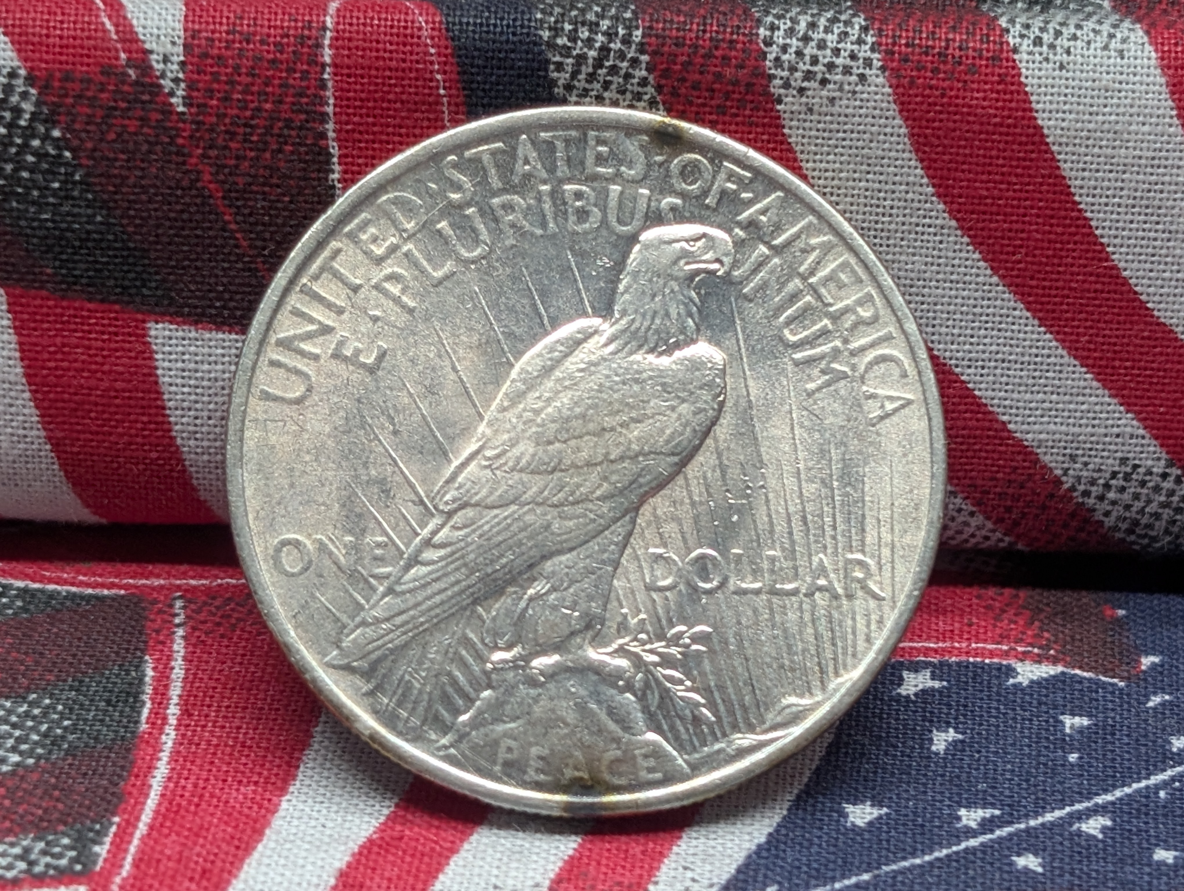 1924-P Peace Dollar, 90% Silver, 26.73 g