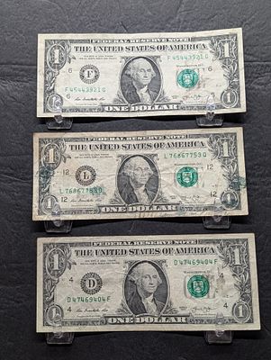 (3) ERROR 2013 Series $1 Green Seal Notes W/ Minor Inking Condition PLEASE NOTE Some coins may 