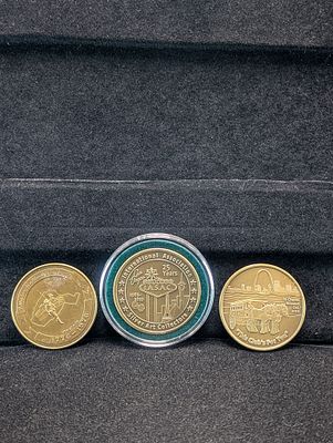 (3) Miscellaneous Bronze Souvenir Medals Condition PLEASE NOTE Some coins may have a grade on 