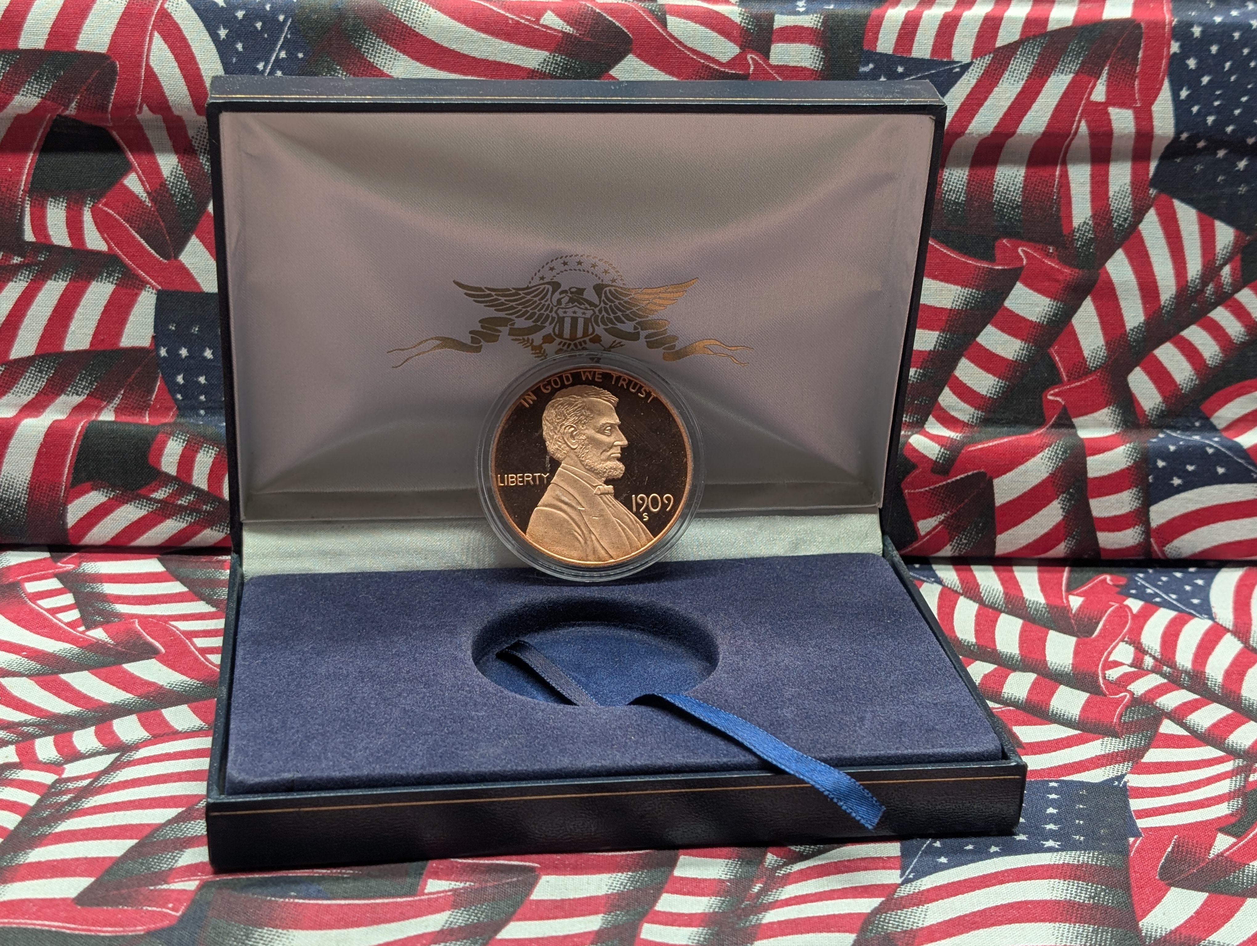 Oversized 1909-S VDB Proof Copper Replica Round W/ Box