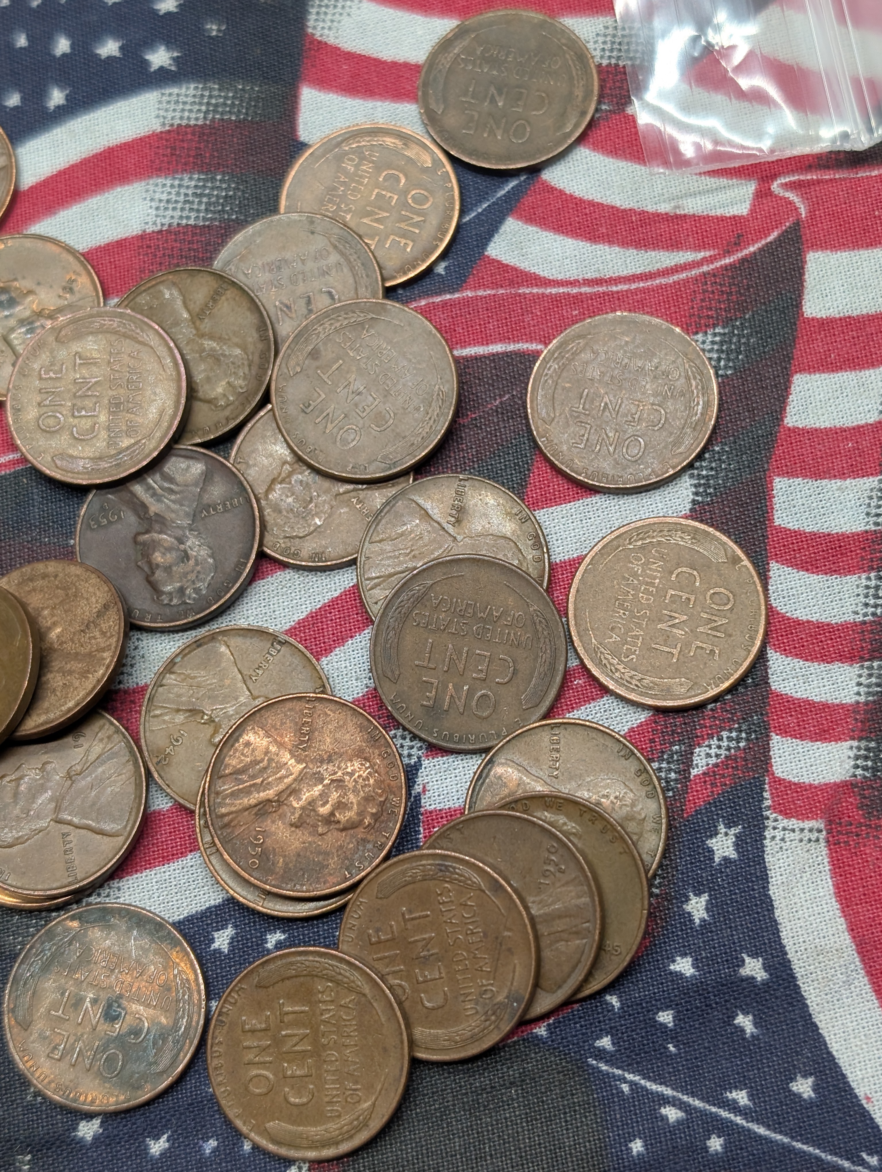 (250) Assorted Lincoln Wheat Cents