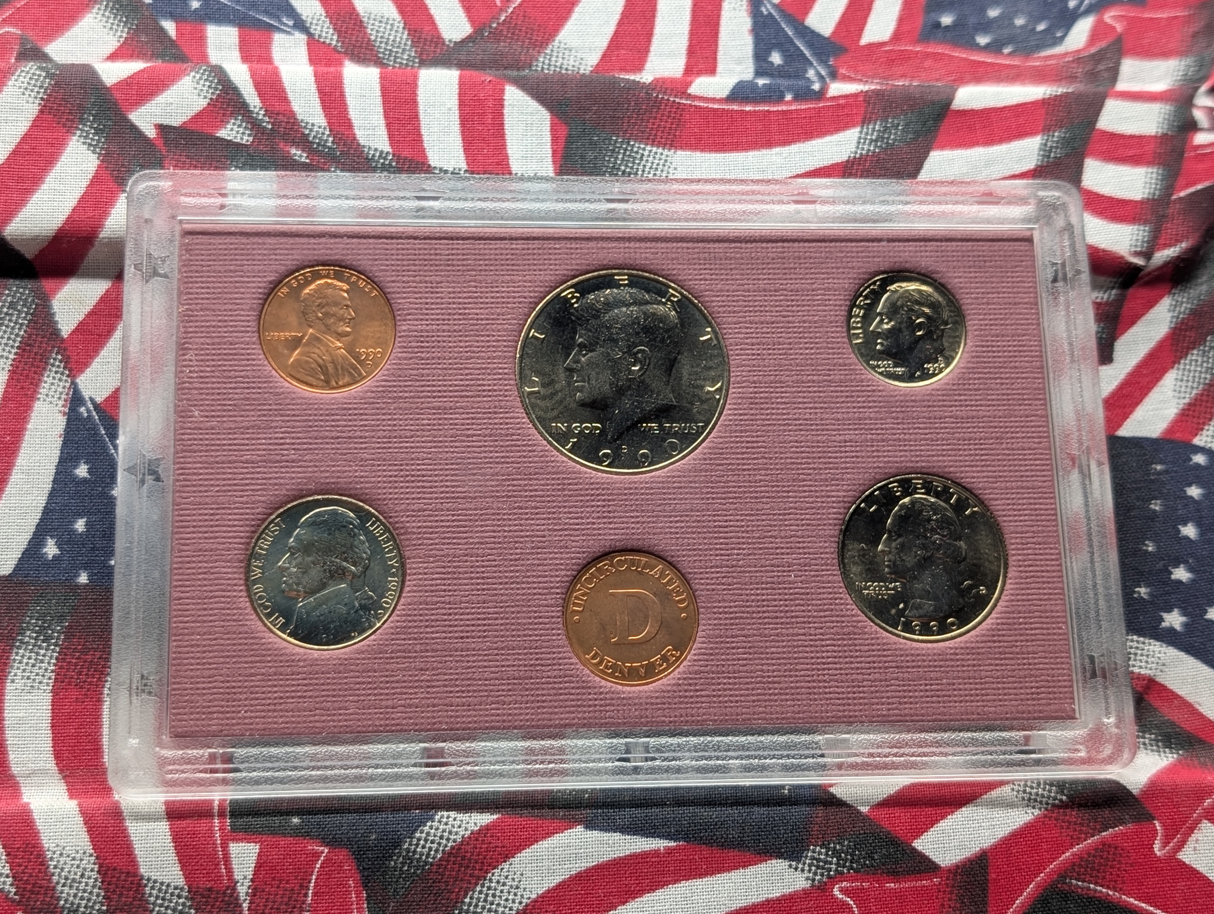 1990-D Uncirculated Bank Set w/ Box