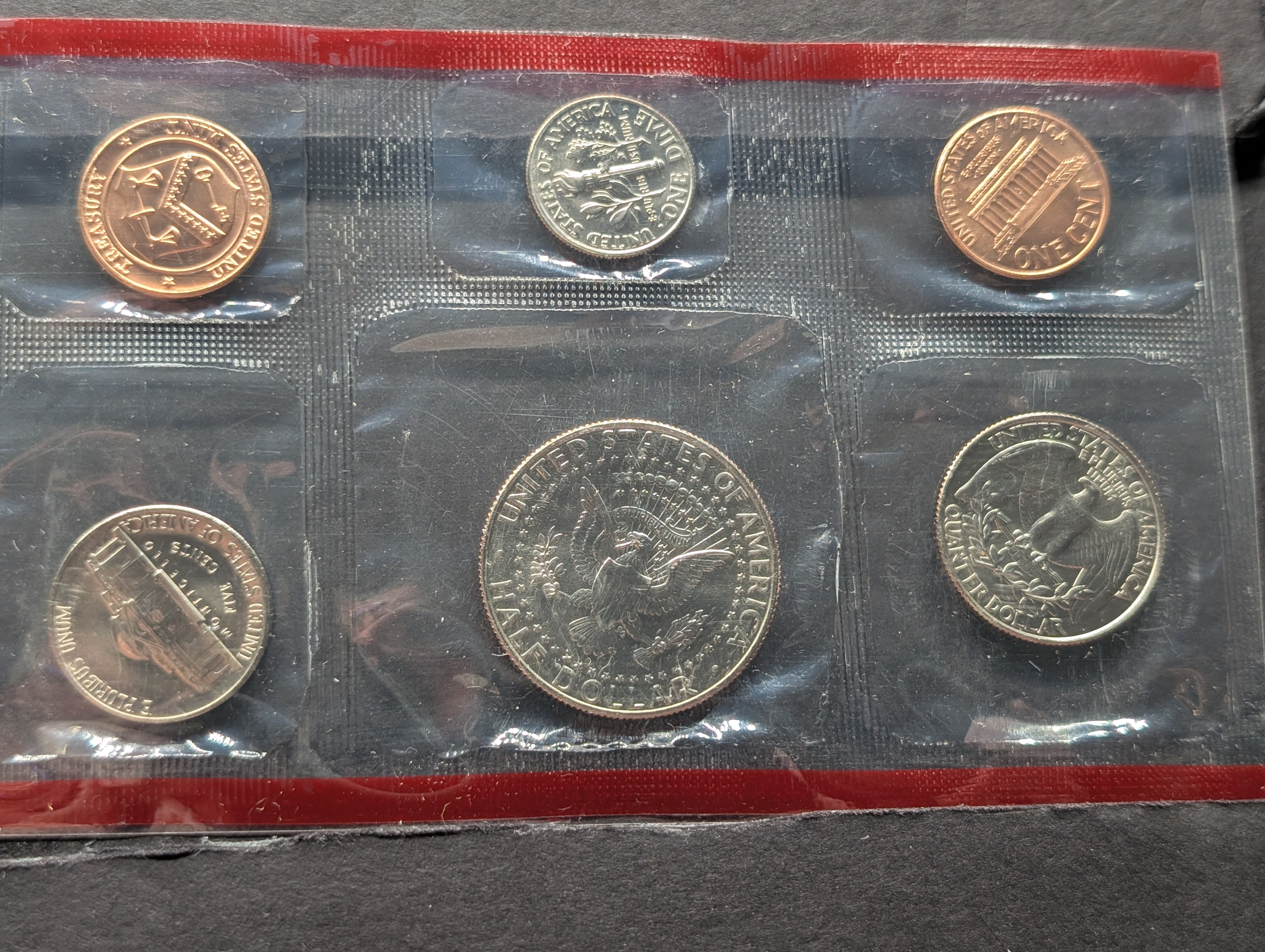 1996-P&D United States Mint Uncirculated Coin Set W/ West Point Roosevelt Dime - Clinton & Gore on Cover