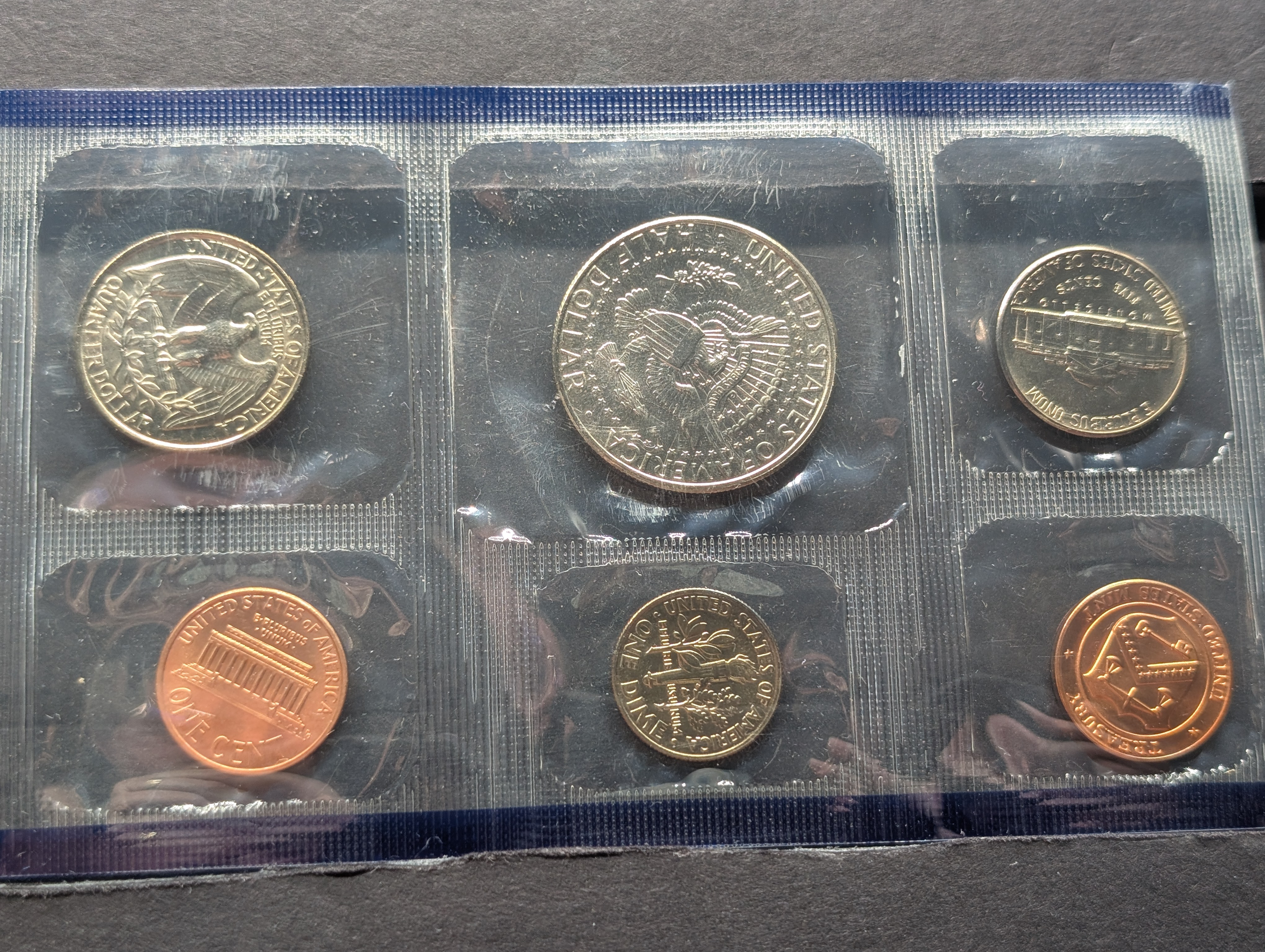 1996-P&D United States Mint Uncirculated Coin Set W/ West Point Roosevelt Dime - Clinton & Gore on Cover