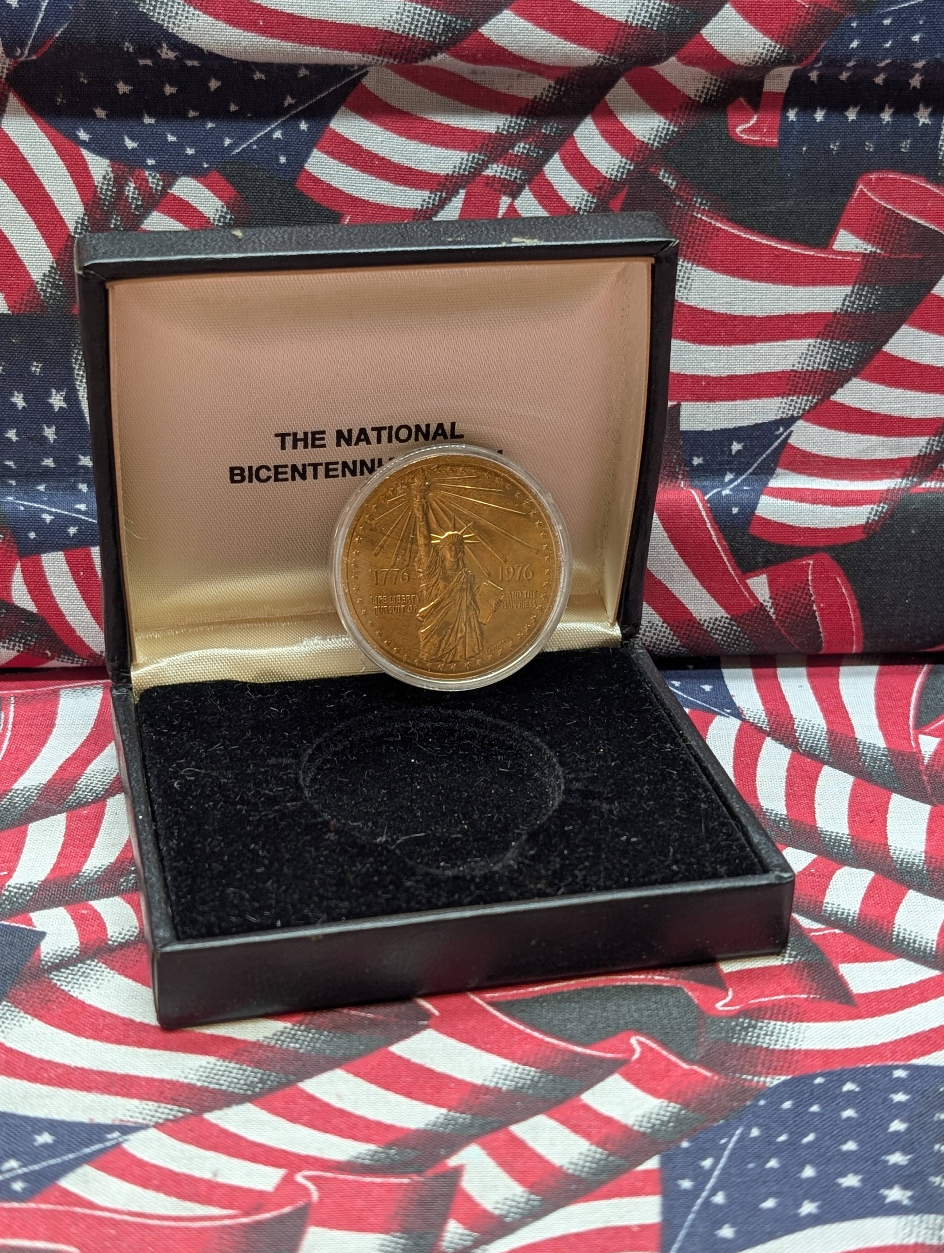 The National American Revolution Bicentennial Medal 1776-1976