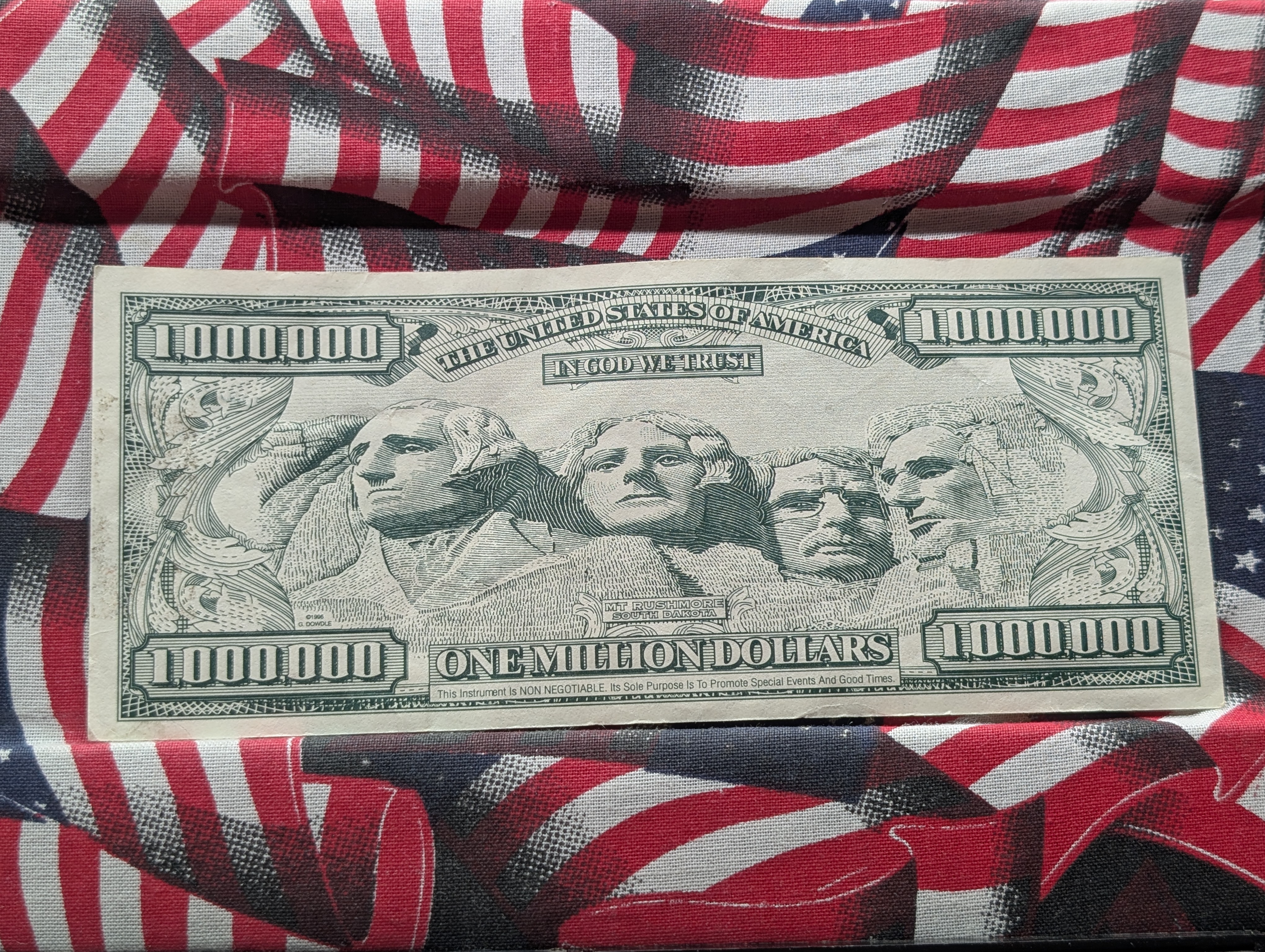 (5) Tokens & Novelty $1,000,000 Souvenir Bill
