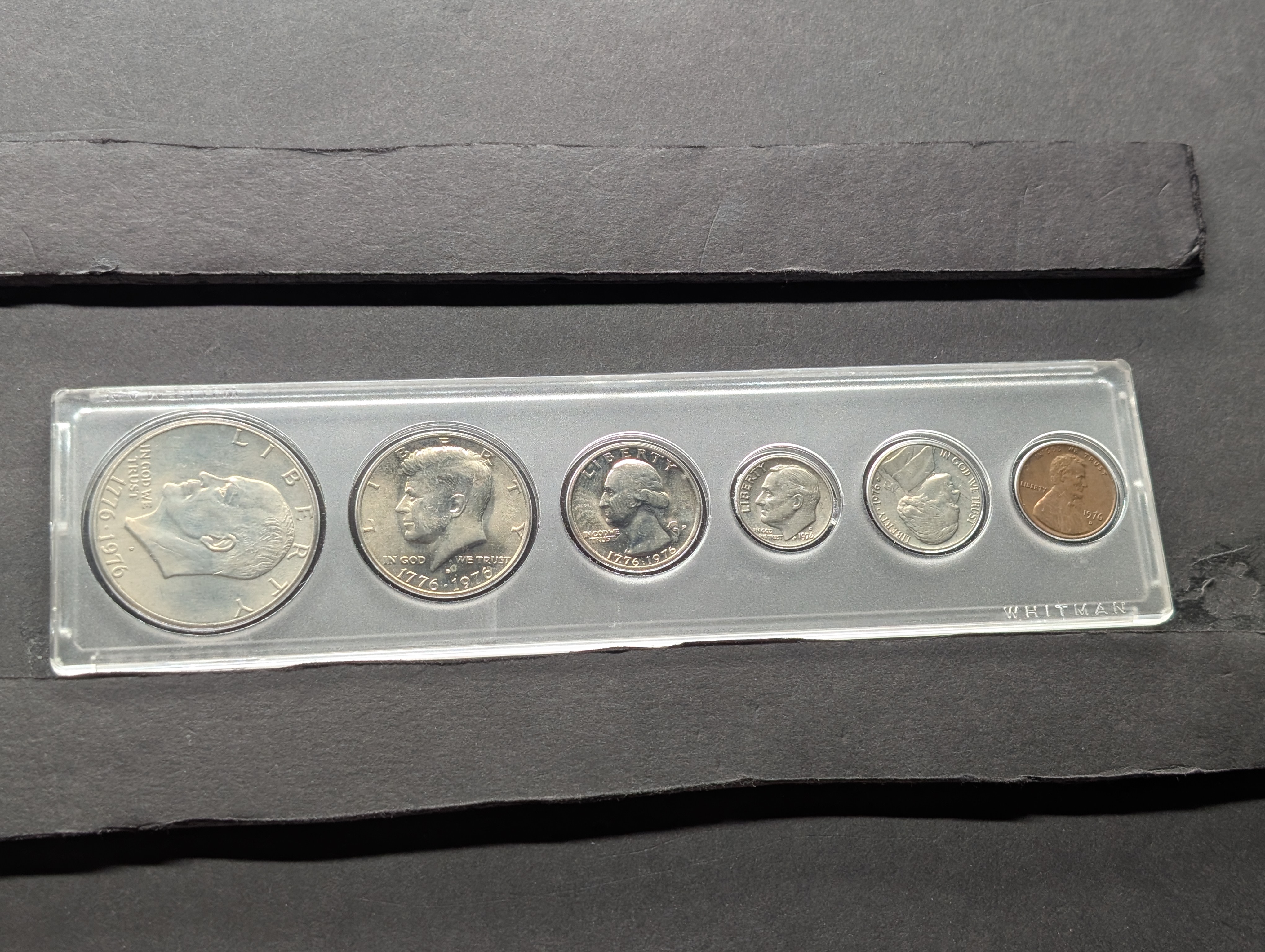 1976-D Coin Bicentennial Year Set W/ Eisenhower Dollar - In Whitman Plastic