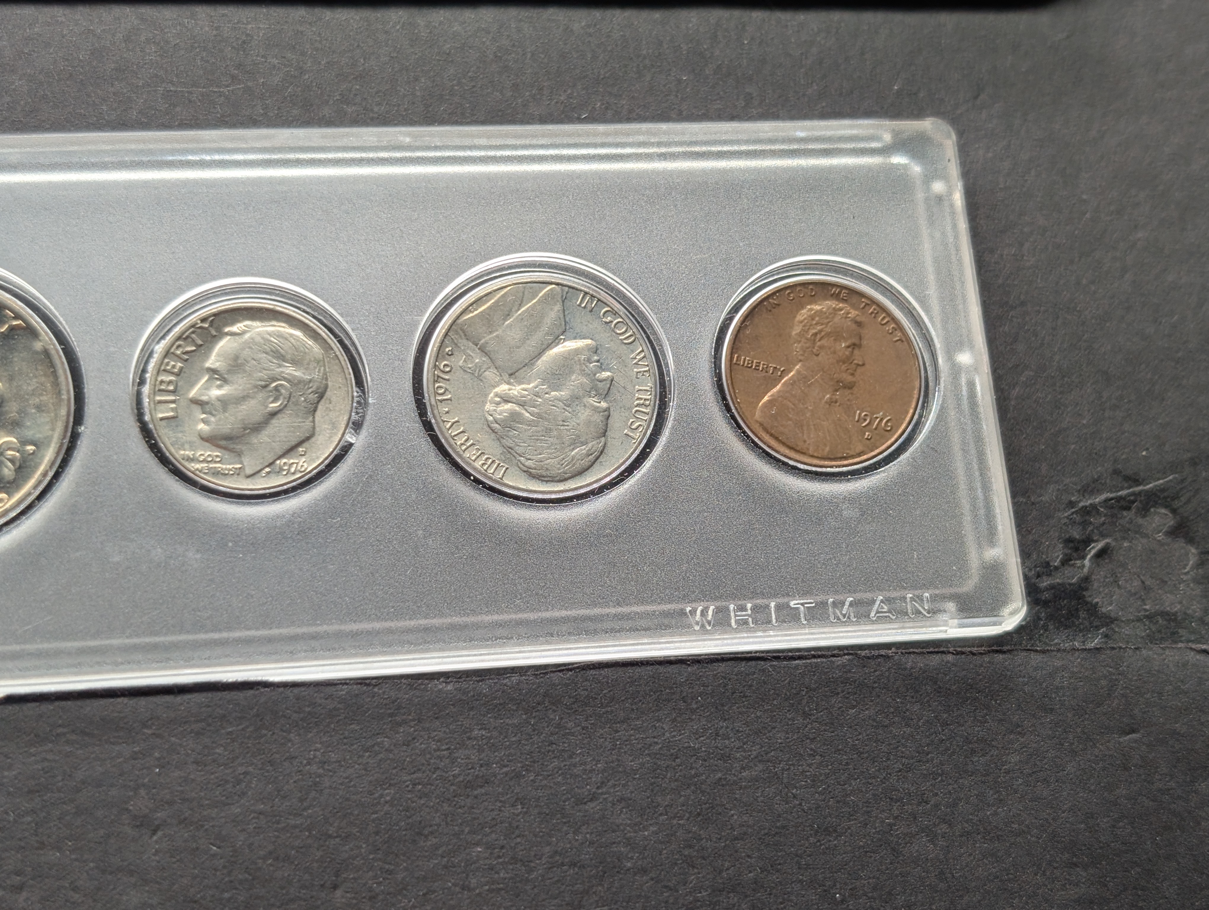1976-D Coin Bicentennial Year Set W/ Eisenhower Dollar - In Whitman Plastic