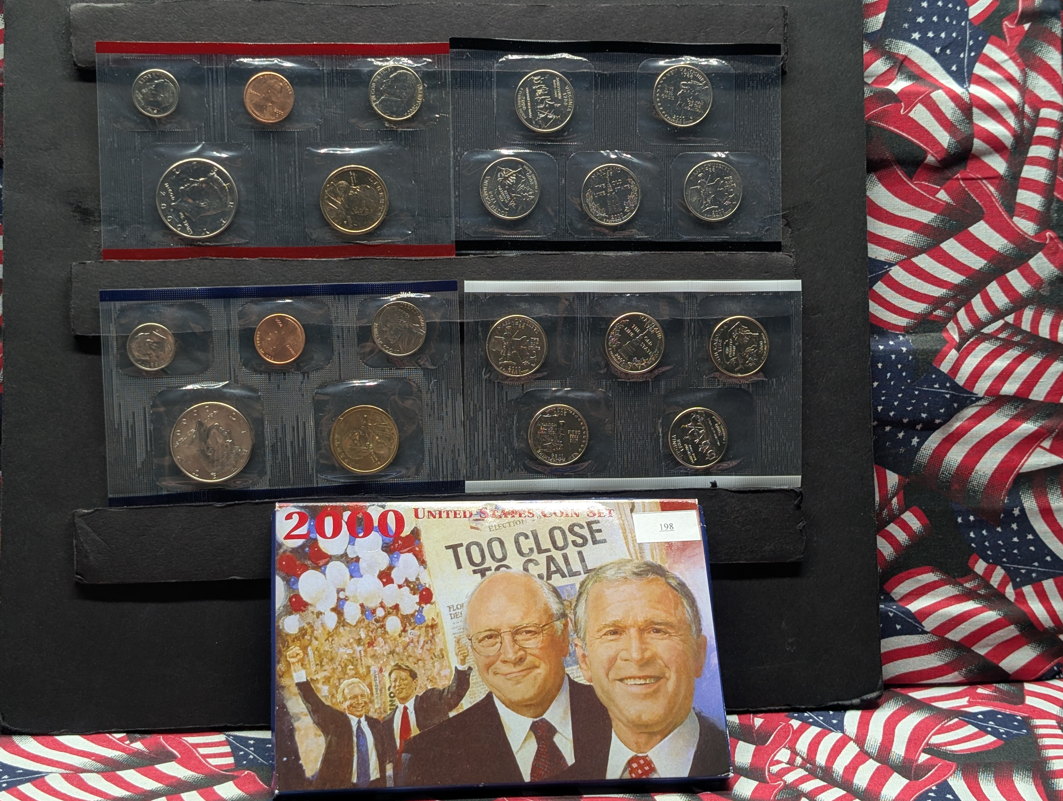 2000-P&D United States Mint Coin Set with State Quarters and 2 Sacagawea Dollars