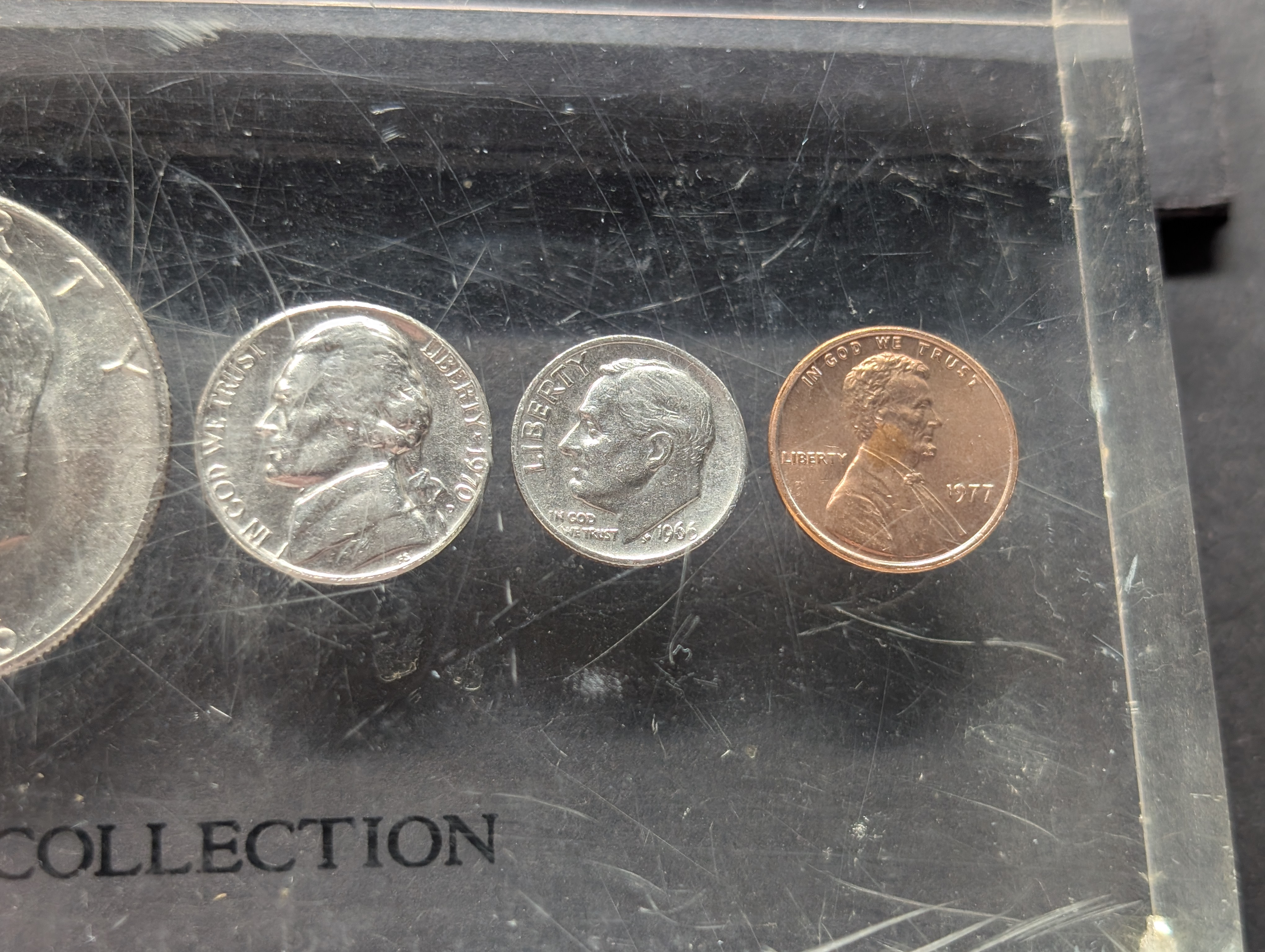 The Presidents Collection Epoxy Paperweight, Mixed Dates